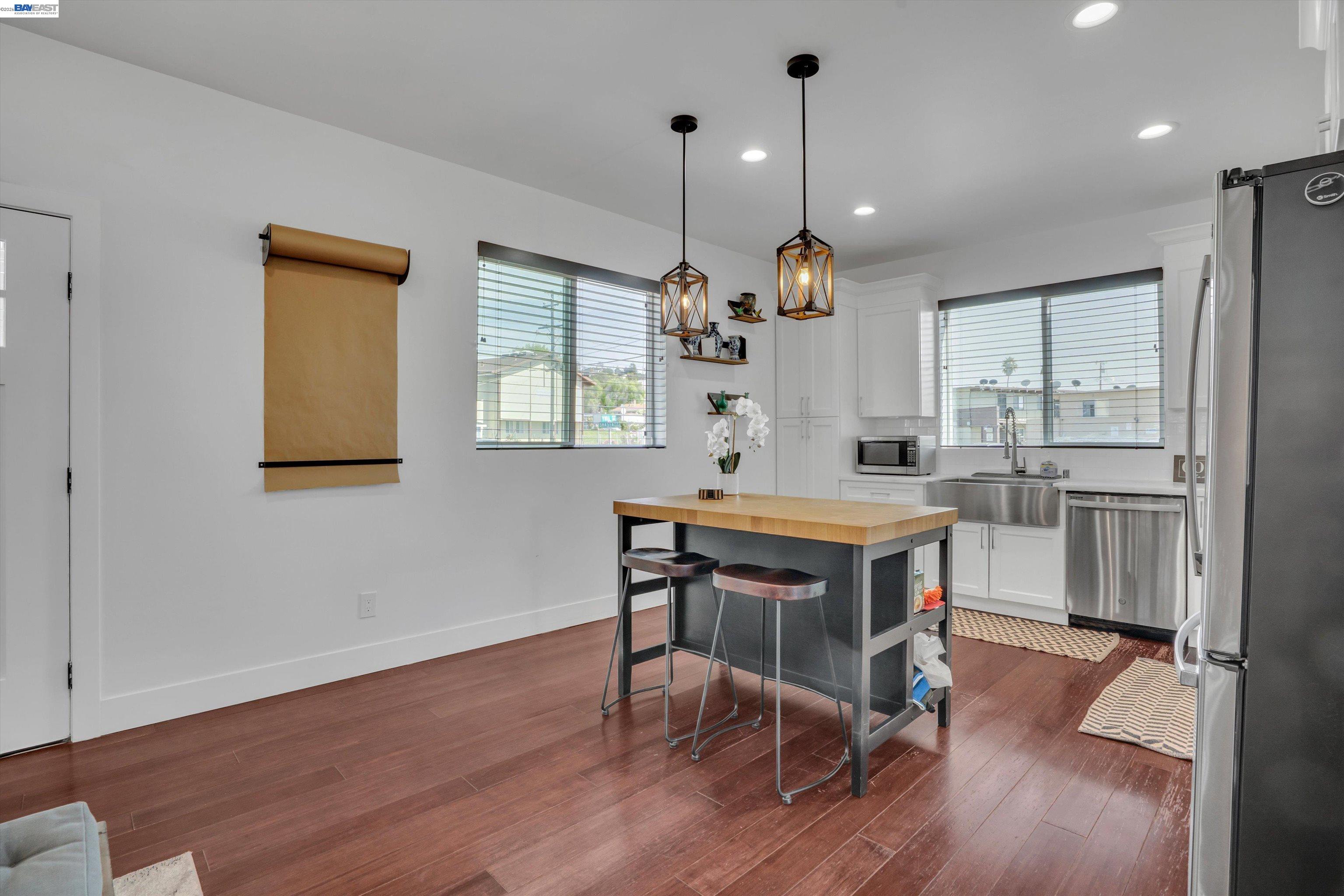 Detail Gallery Image 6 of 31 For 5447 Shasta Ave, San Pablo,  CA 94806 - 3 Beds | 2 Baths