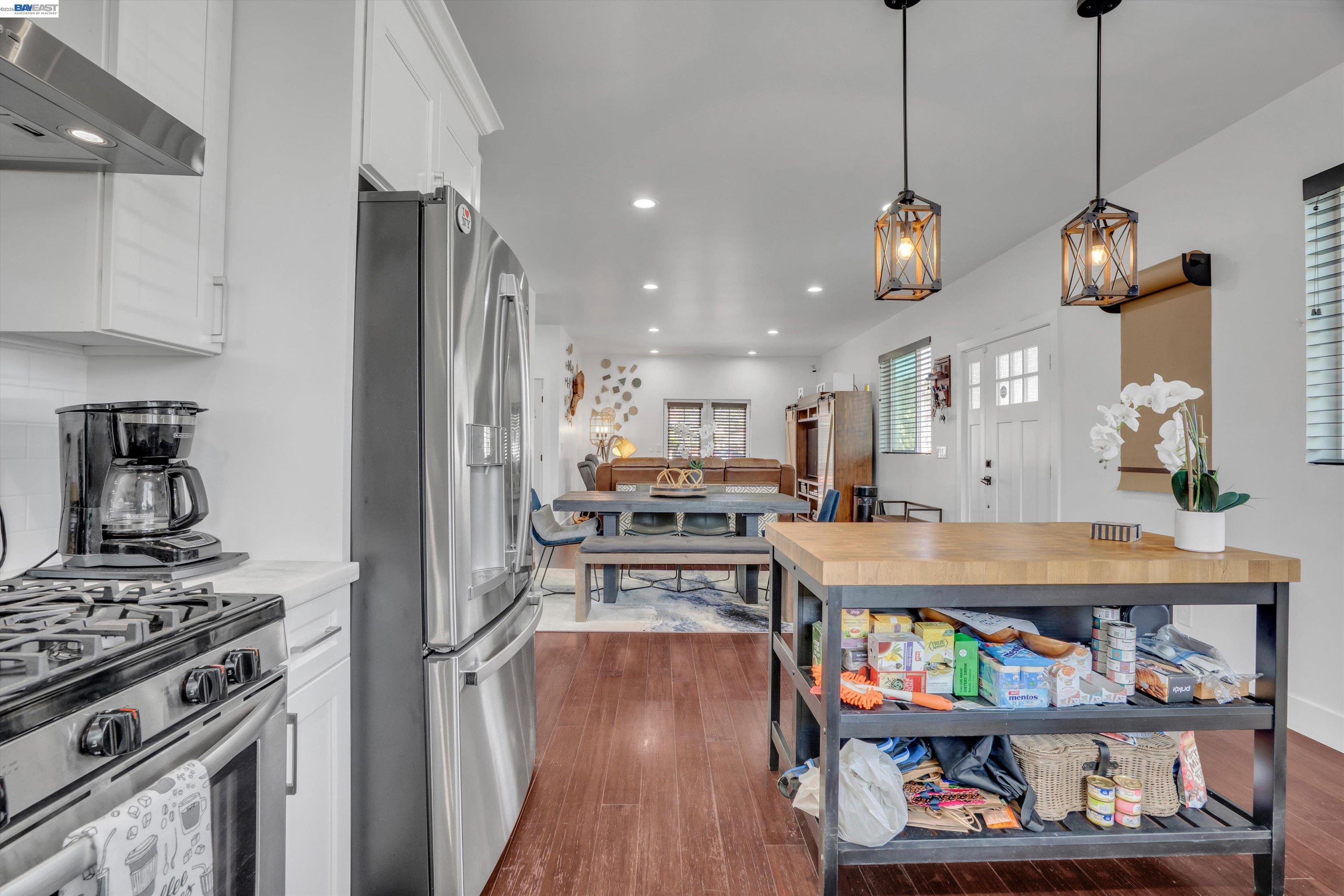 Detail Gallery Image 8 of 31 For 5447 Shasta Ave, San Pablo,  CA 94806 - 3 Beds | 2 Baths