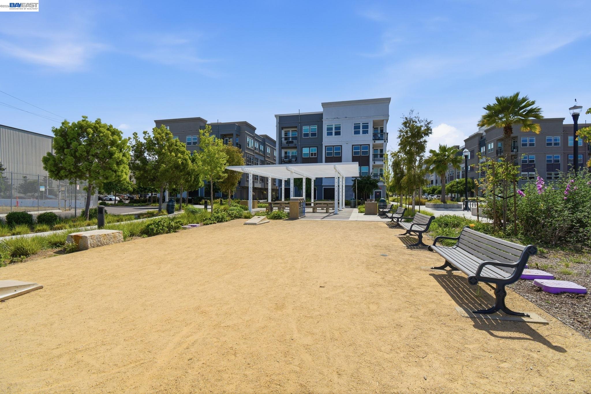 Photo #41: 41129195 Listing: Photo #41