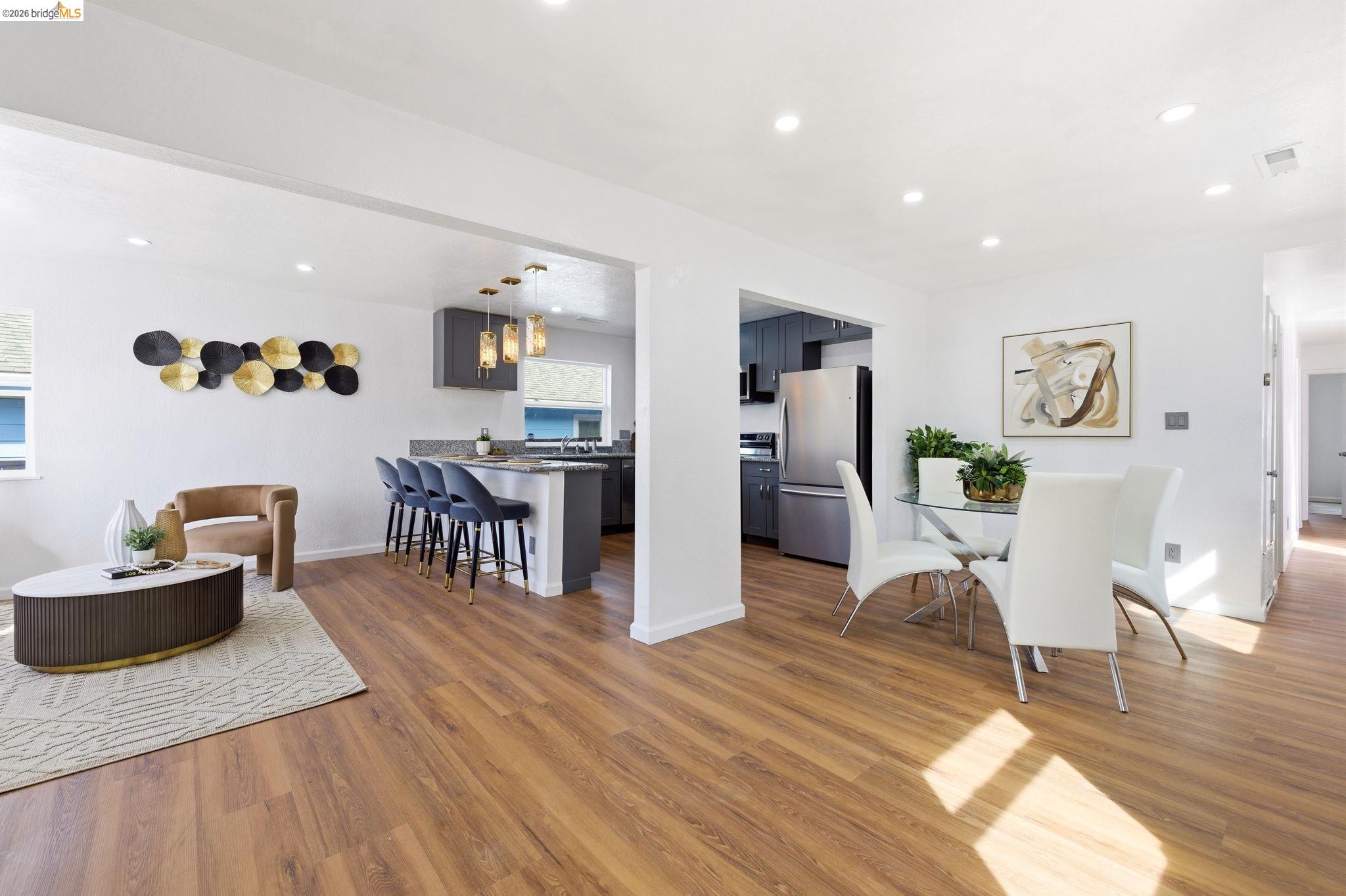 Detail Gallery Image 14 of 45 For 1354 Santa Clara St, Richmond,  CA 94804 - 4 Beds | 2 Baths