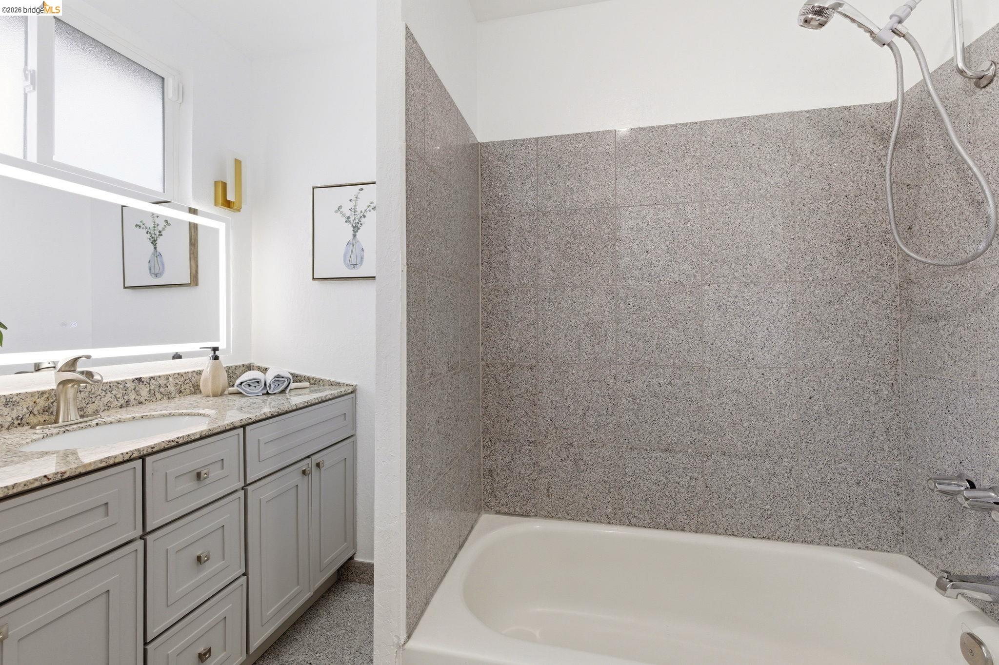 Detail Gallery Image 26 of 45 For 1354 Santa Clara St, Richmond,  CA 94804 - 4 Beds | 2 Baths