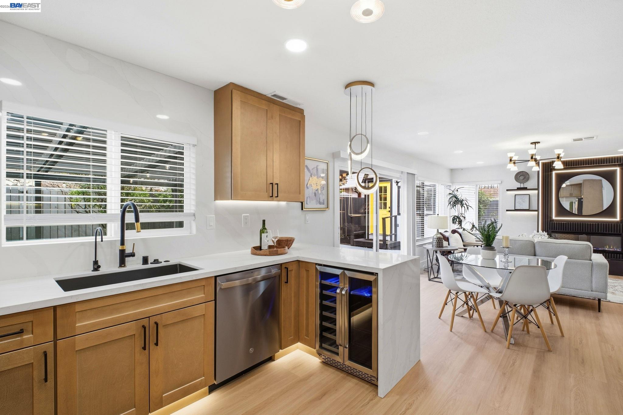 Detail Gallery Image 16 of 54 For 3568 Cattail Ct, Union City,  CA 94587 - 3 Beds | 2/1 Baths