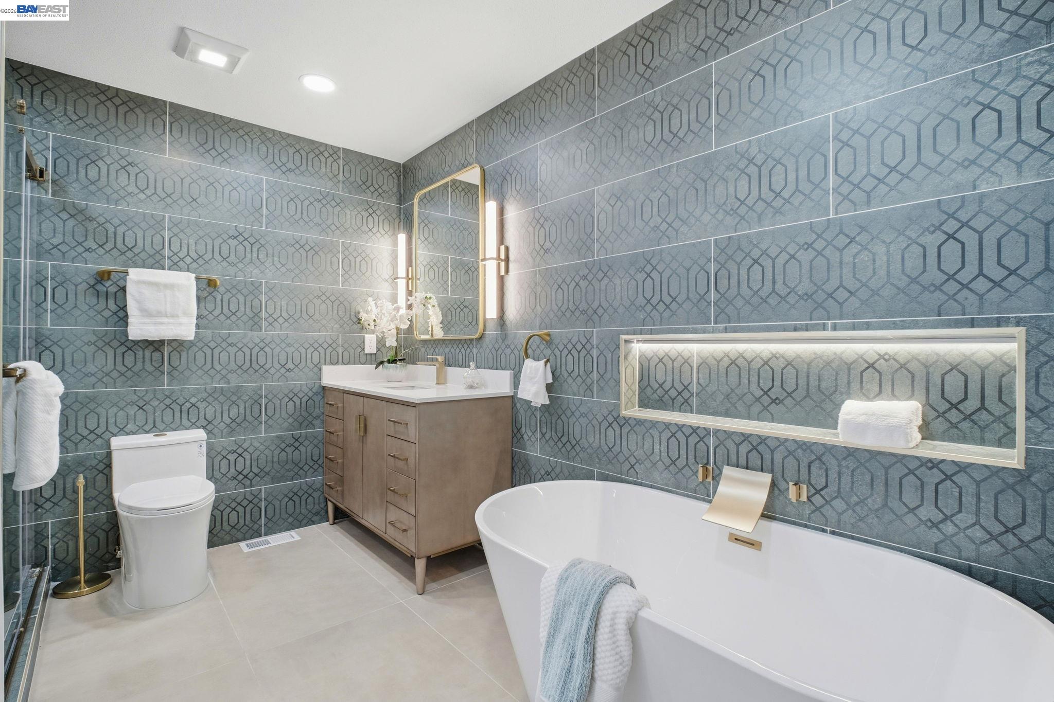 Detail Gallery Image 41 of 54 For 3568 Cattail Ct, Union City,  CA 94587 - 3 Beds | 2/1 Baths