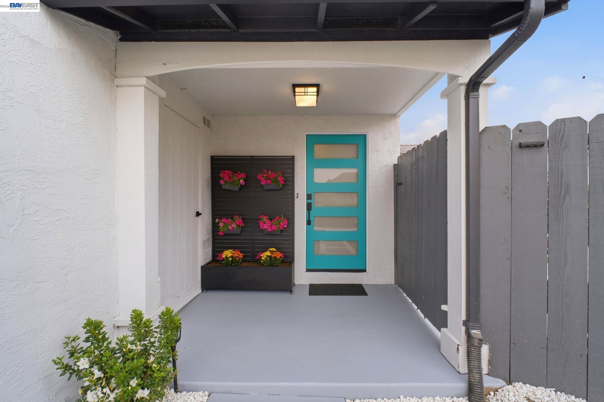 Detail Gallery Image 6 of 54 For 3568 Cattail Ct, Union City,  CA 94587 - 3 Beds | 2/1 Baths