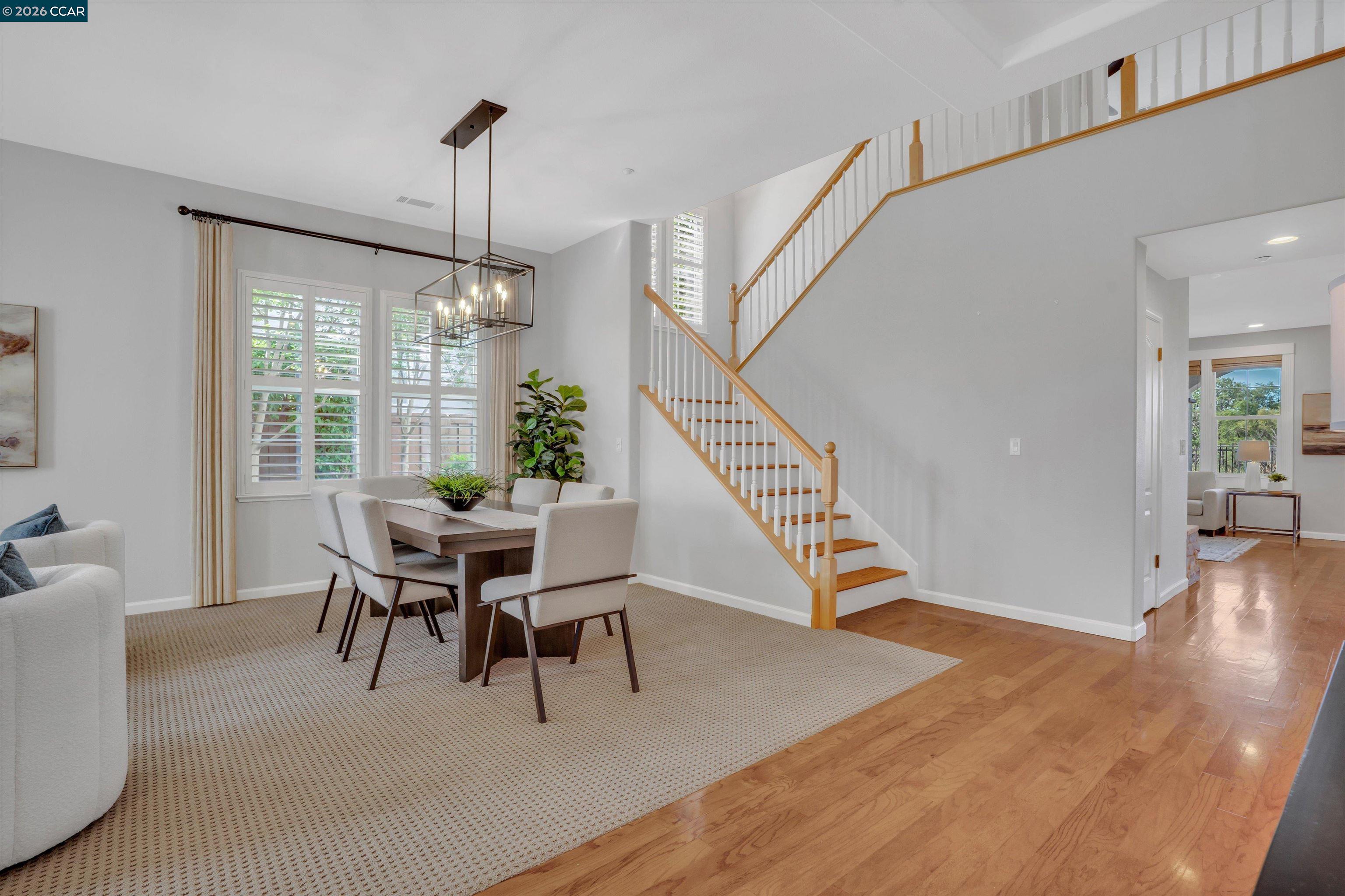 Detail Gallery Image 12 of 51 For 389 Roundhill Dr, Brentwood,  CA 94513 - 5 Beds | 3 Baths