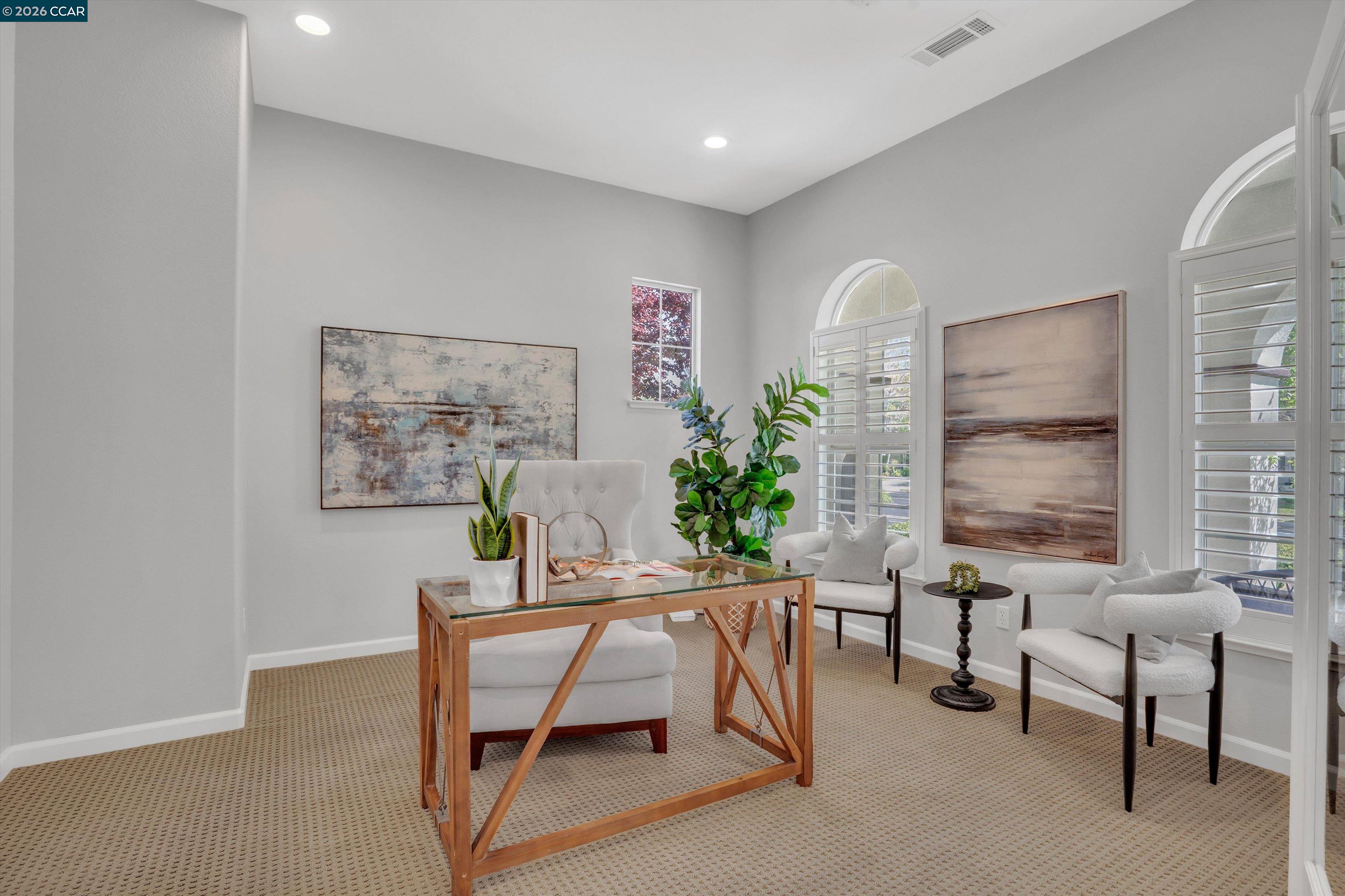 Detail Gallery Image 13 of 51 For 389 Roundhill Dr, Brentwood,  CA 94513 - 5 Beds | 3 Baths