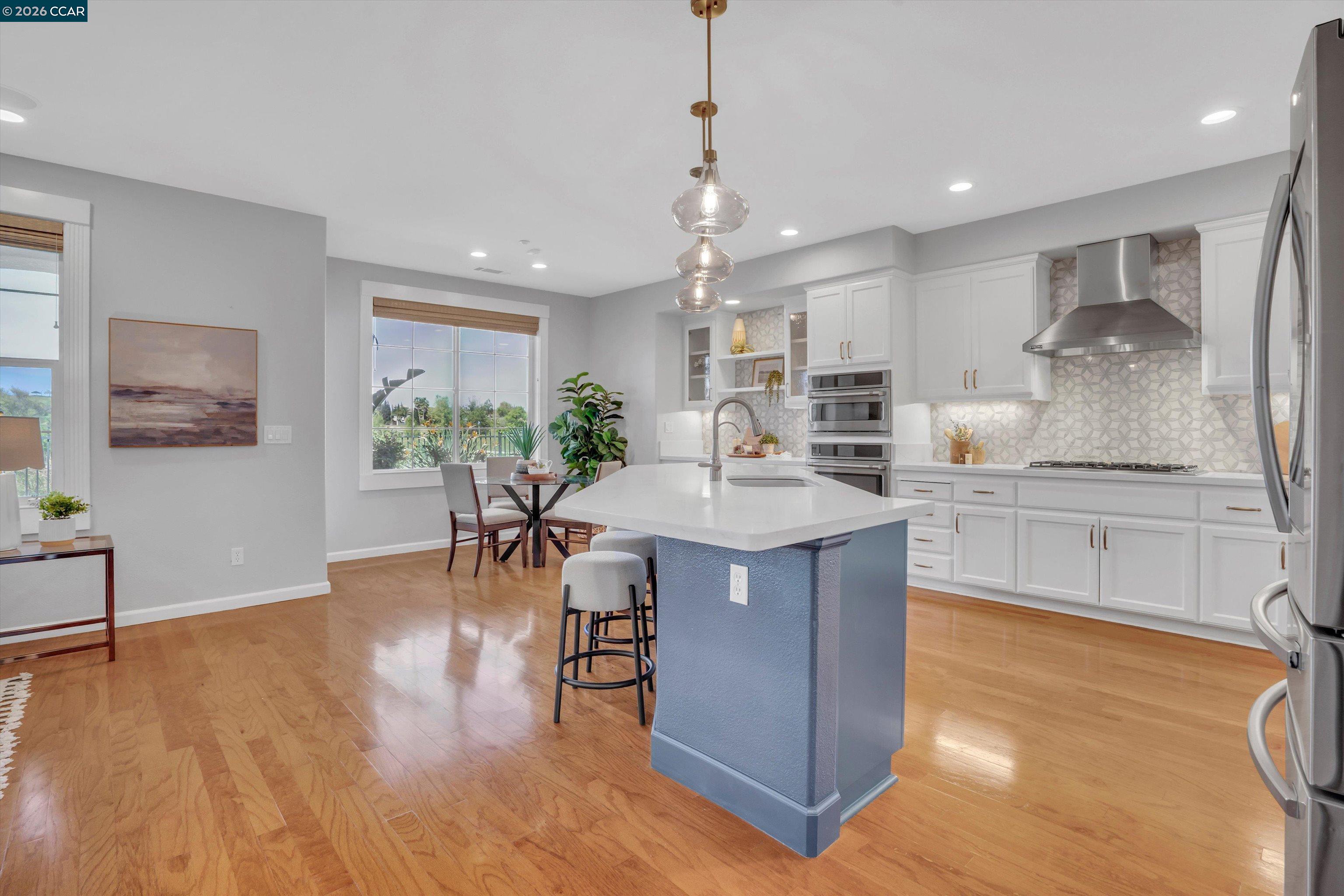 Detail Gallery Image 16 of 51 For 389 Roundhill Dr, Brentwood,  CA 94513 - 5 Beds | 3 Baths