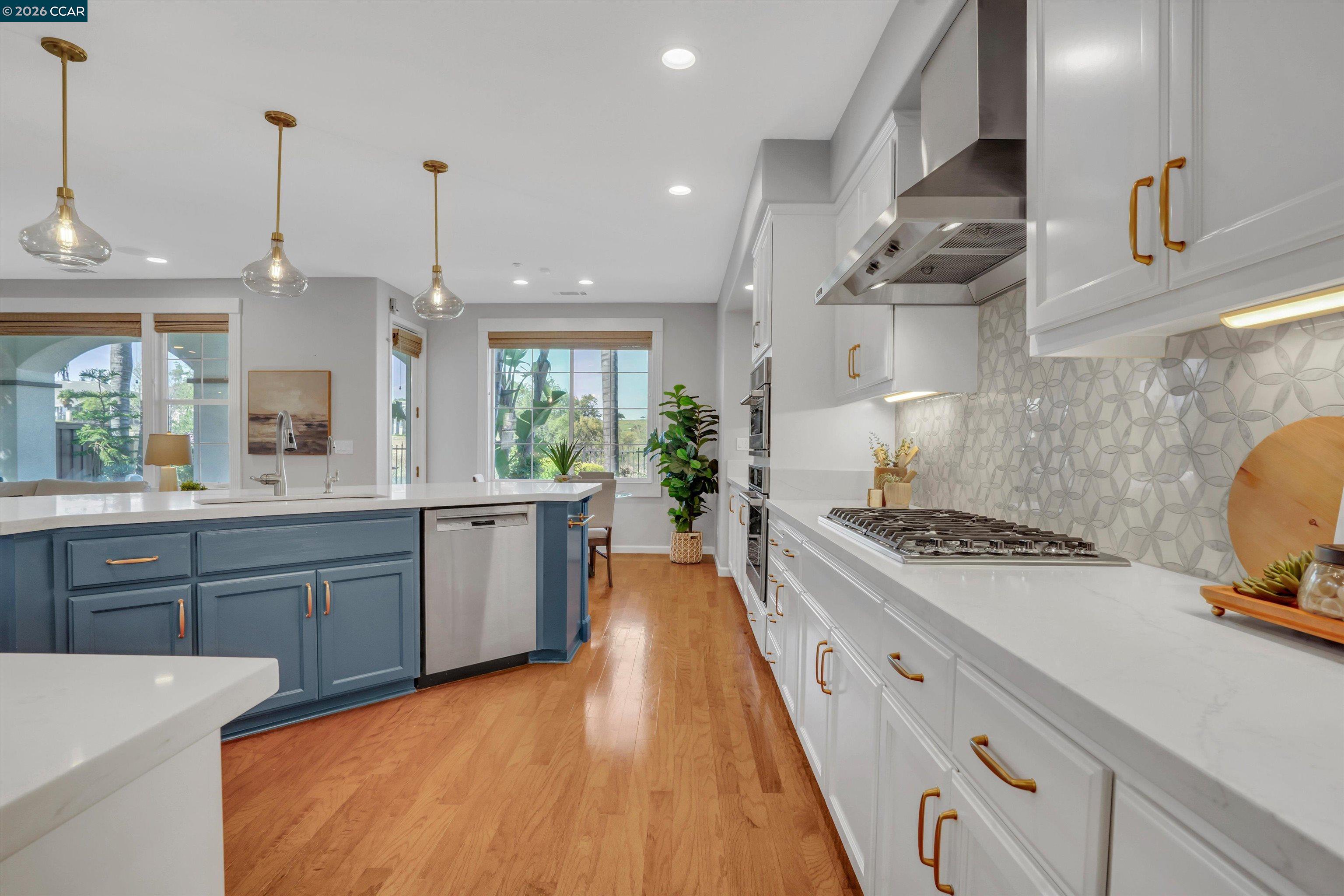 Detail Gallery Image 21 of 51 For 389 Roundhill Dr, Brentwood,  CA 94513 - 5 Beds | 3 Baths