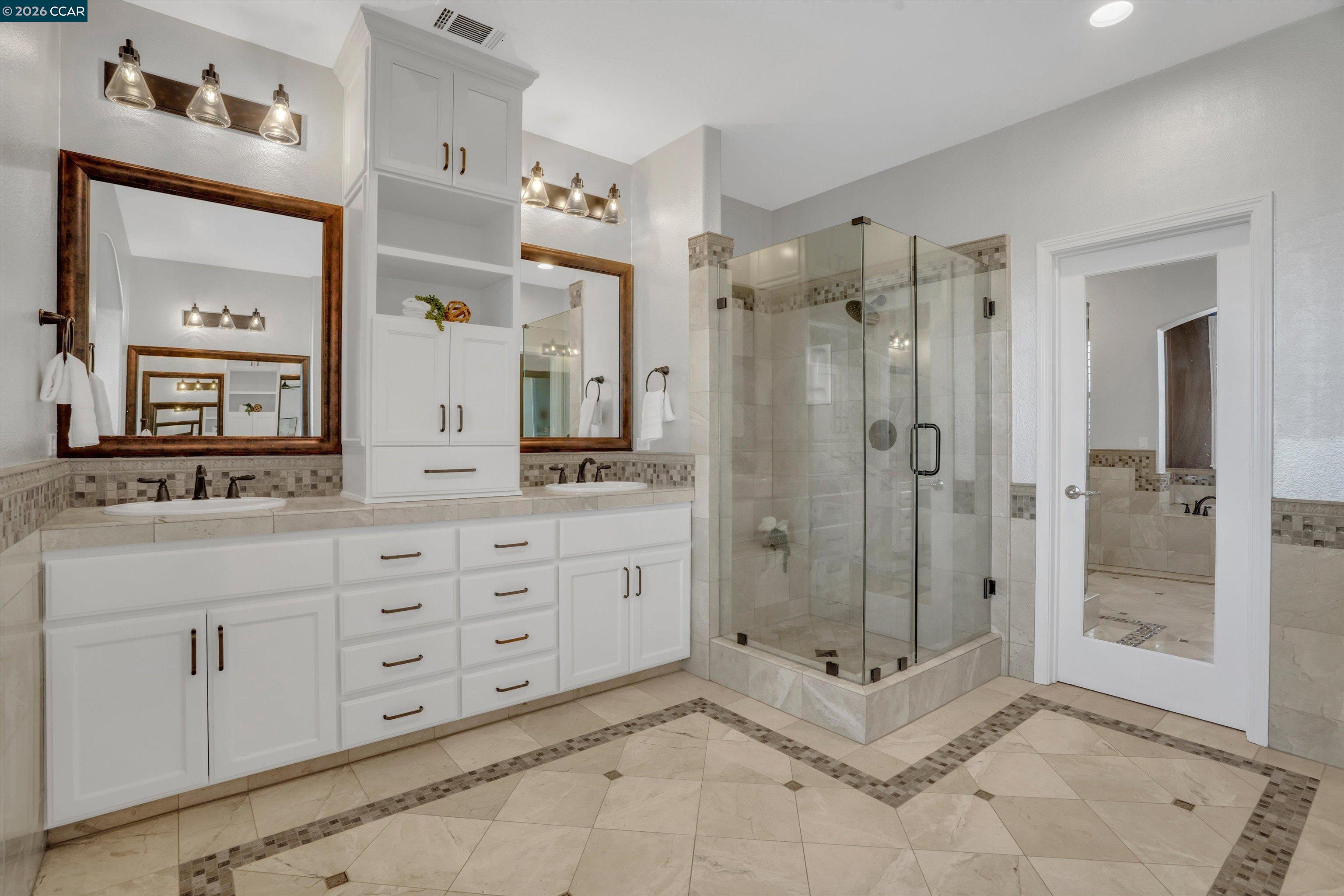 Detail Gallery Image 31 of 51 For 389 Roundhill Dr, Brentwood,  CA 94513 - 5 Beds | 3 Baths