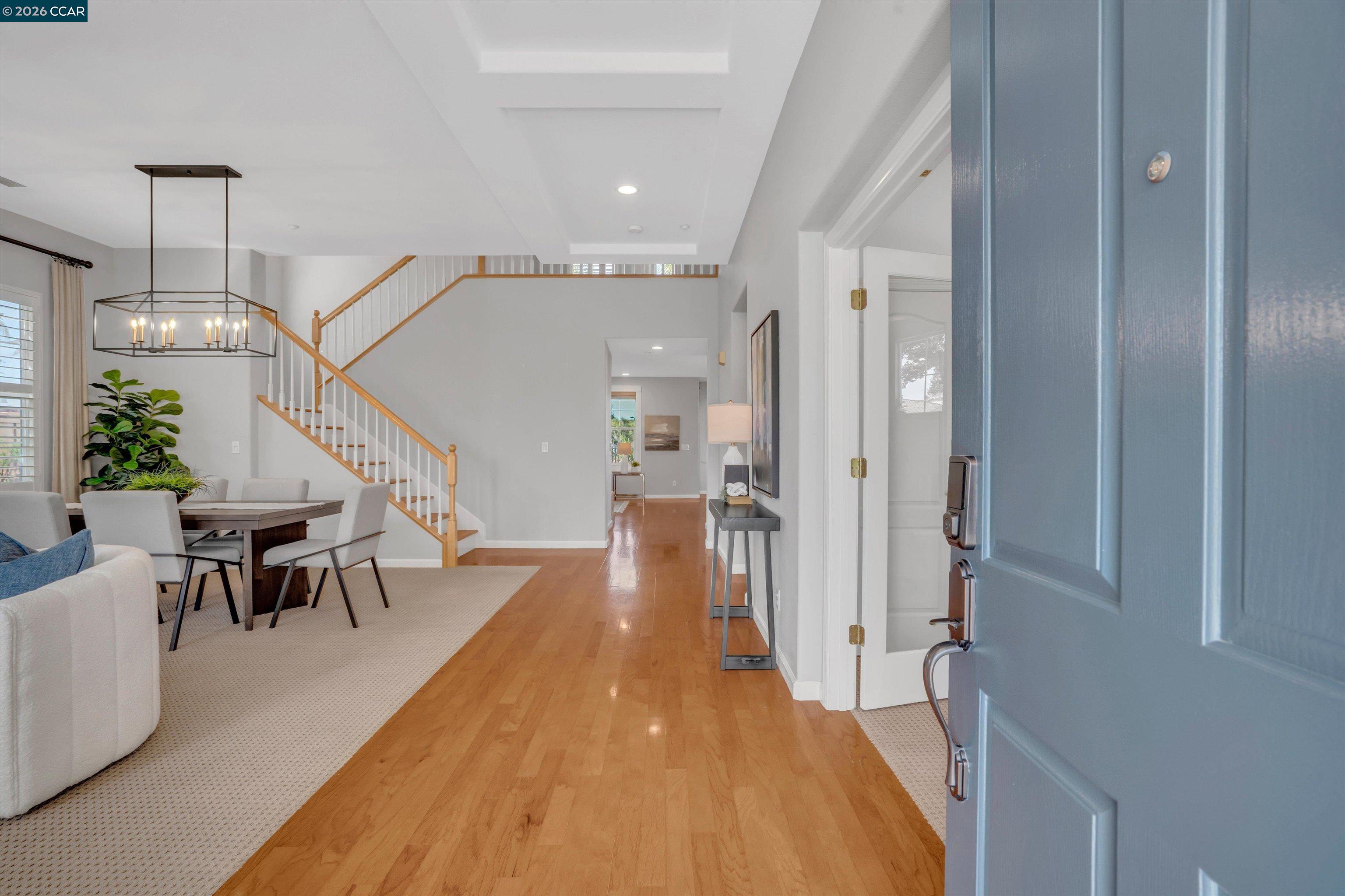 Detail Gallery Image 9 of 51 For 389 Roundhill Dr, Brentwood,  CA 94513 - 5 Beds | 3 Baths