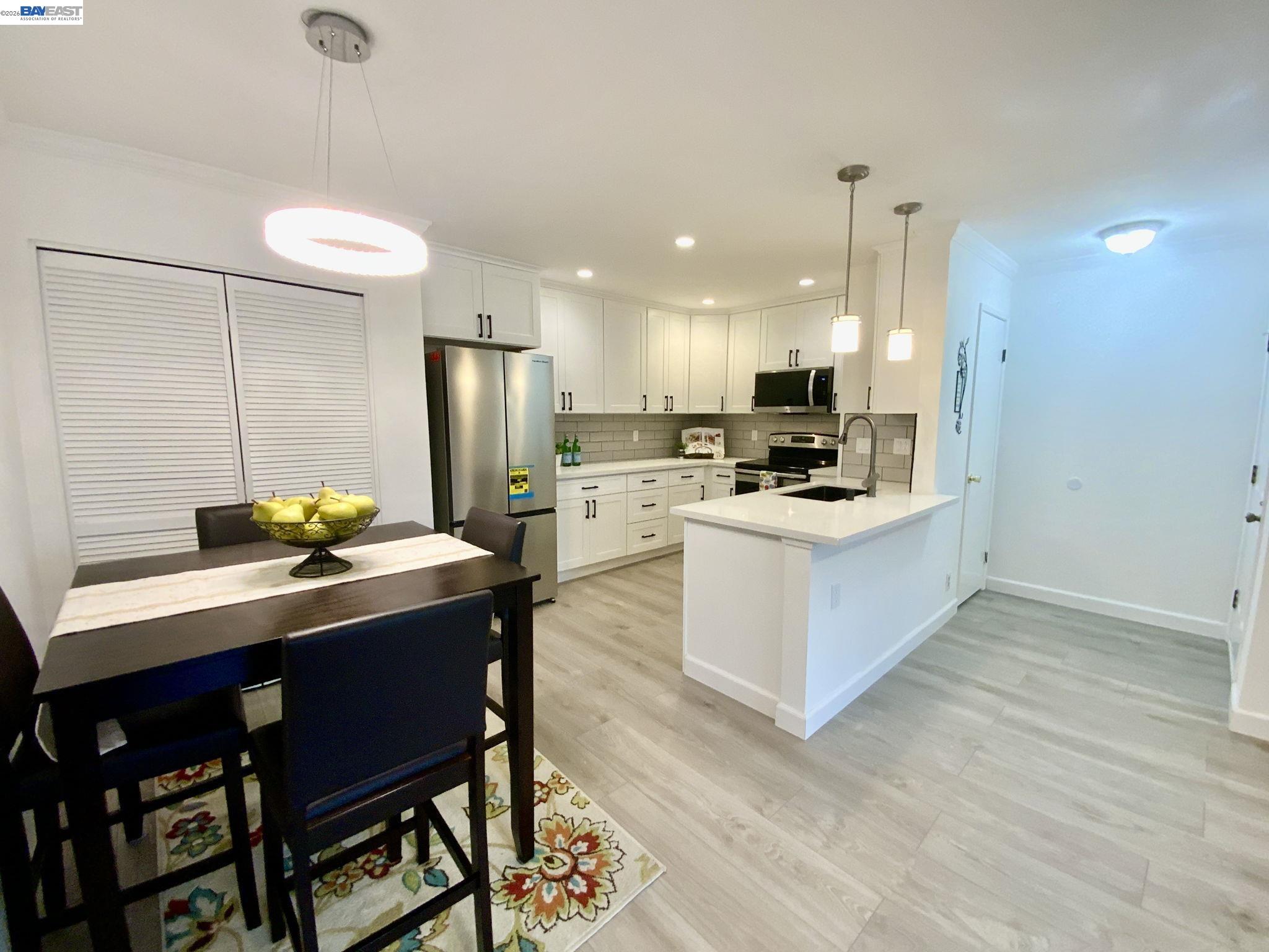 Photo #1: 41129199 Listing: Photo #1