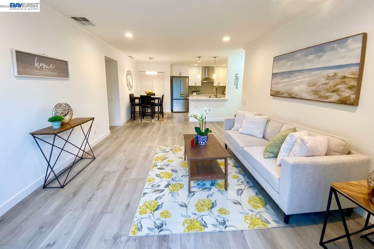 Photo #7: 41129199 Listing: Photo #7