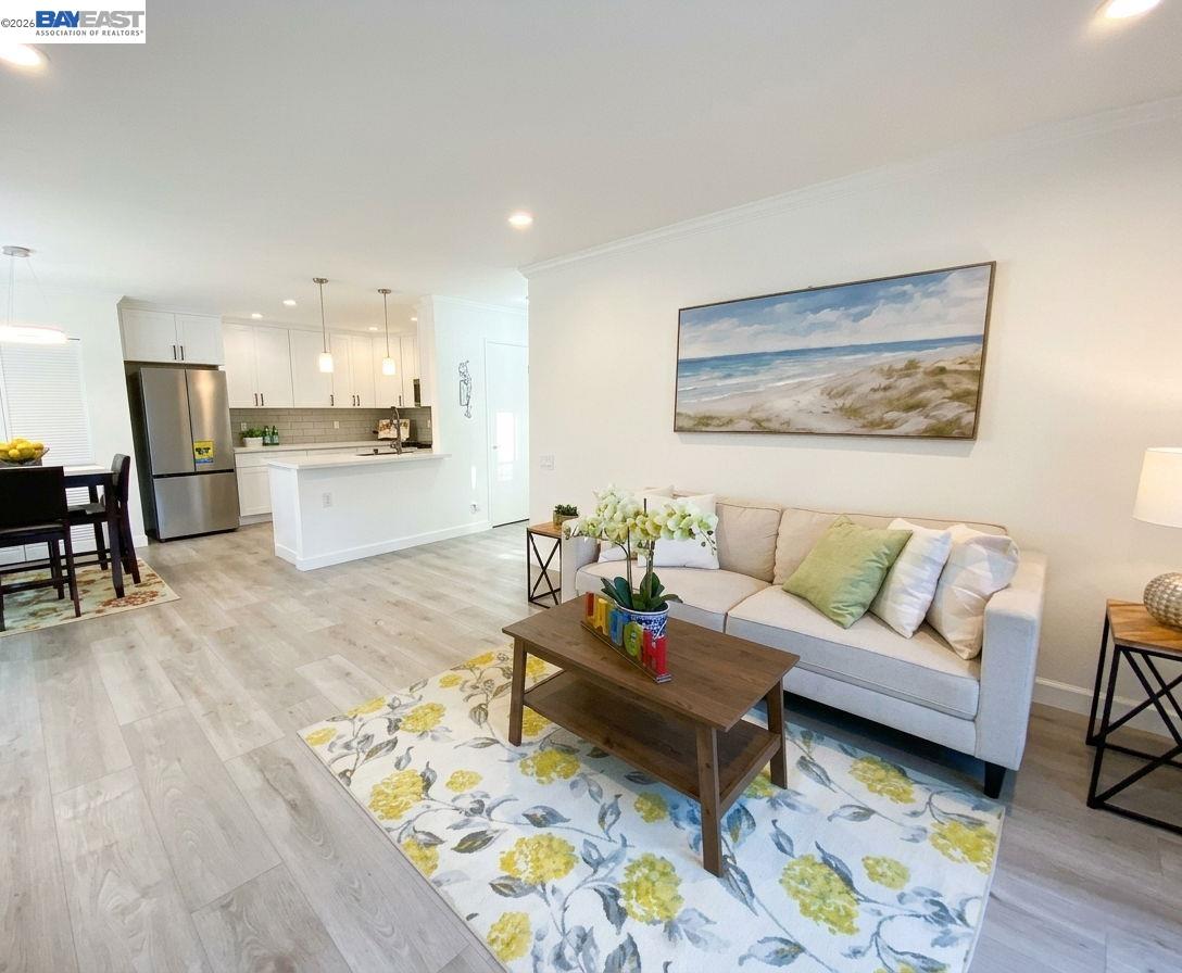 Photo #8: 41129199 Listing: Photo #8