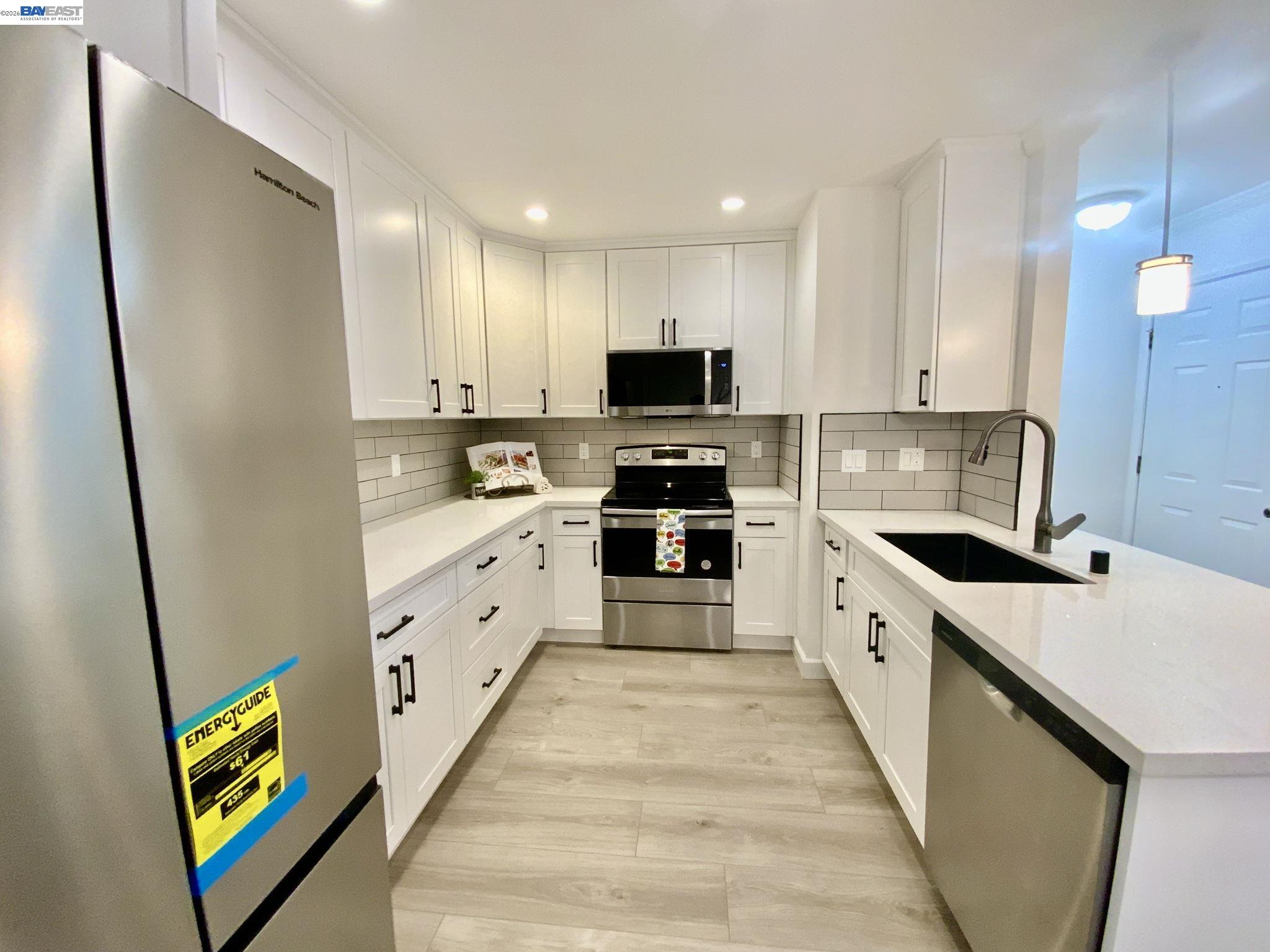 Photo #9: 41129199 Listing: Photo #9