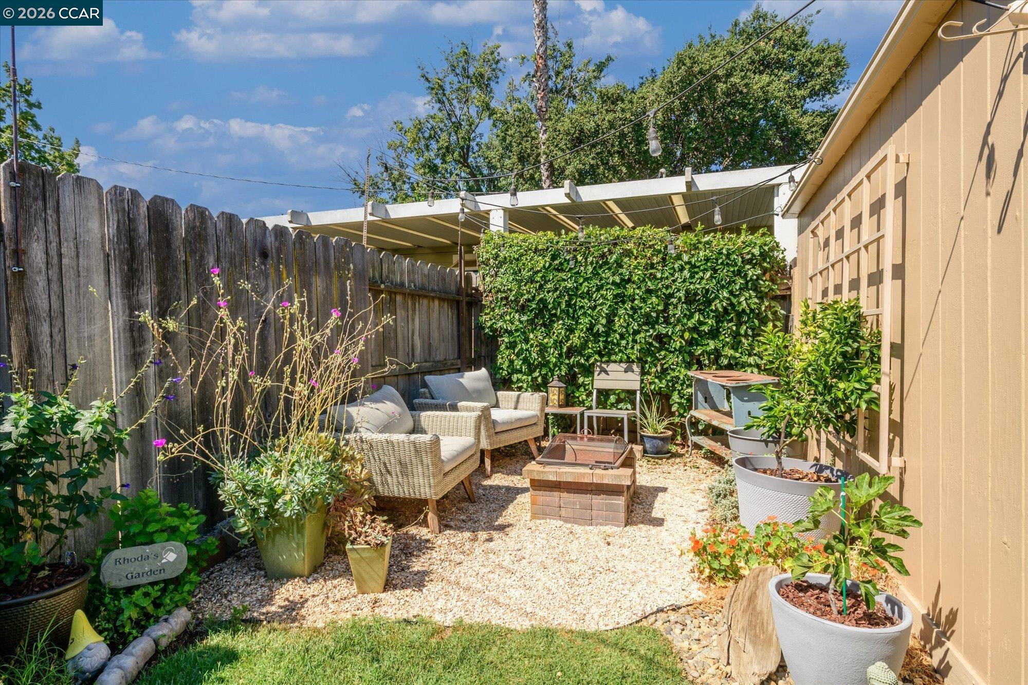 Detail Gallery Image 30 of 32 For 1201 Missouri St, Fairfield,  CA 94533 - 3 Beds | 2/1 Baths