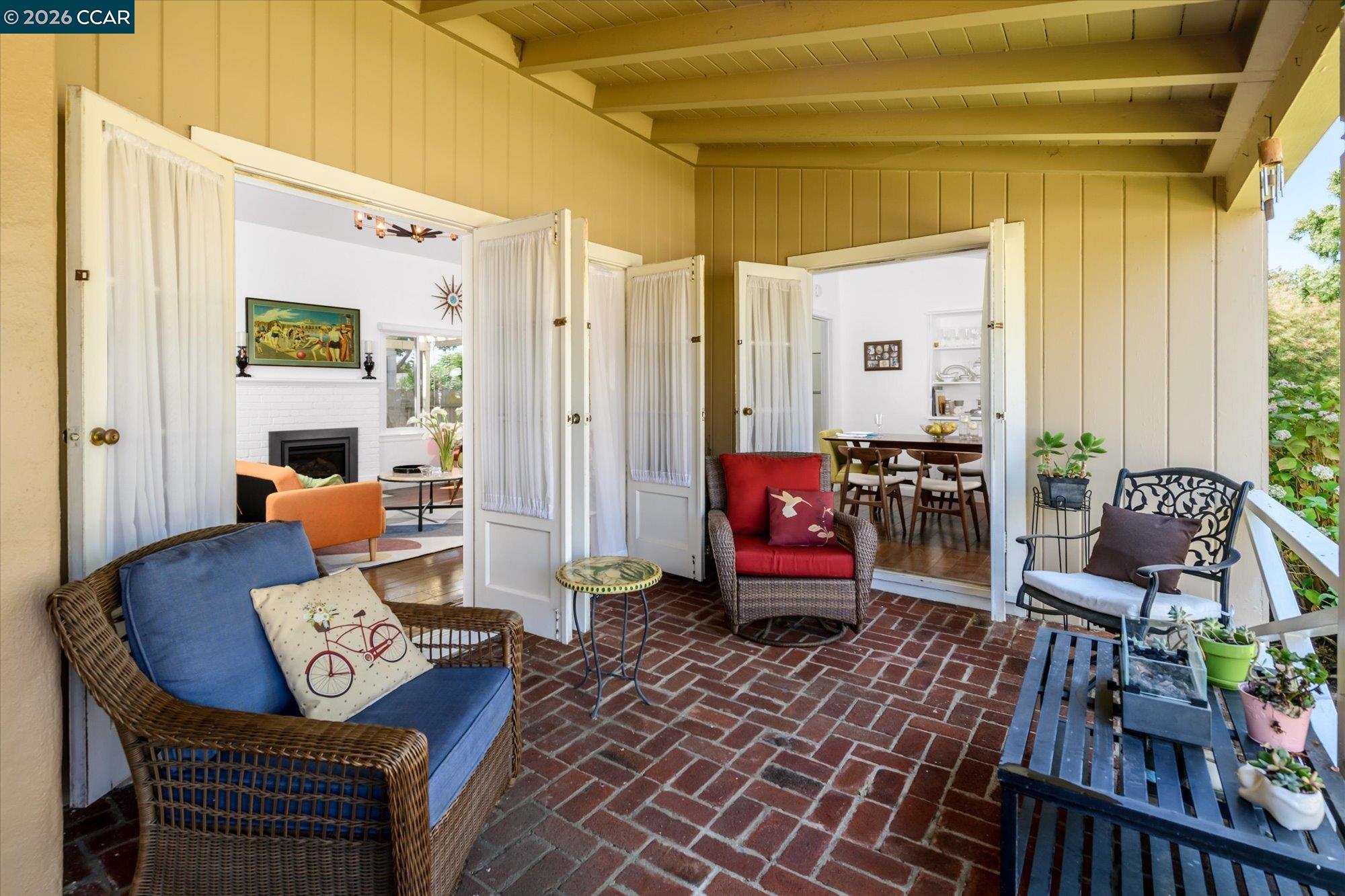 Detail Gallery Image 5 of 32 For 1201 Missouri St, Fairfield,  CA 94533 - 3 Beds | 2/1 Baths