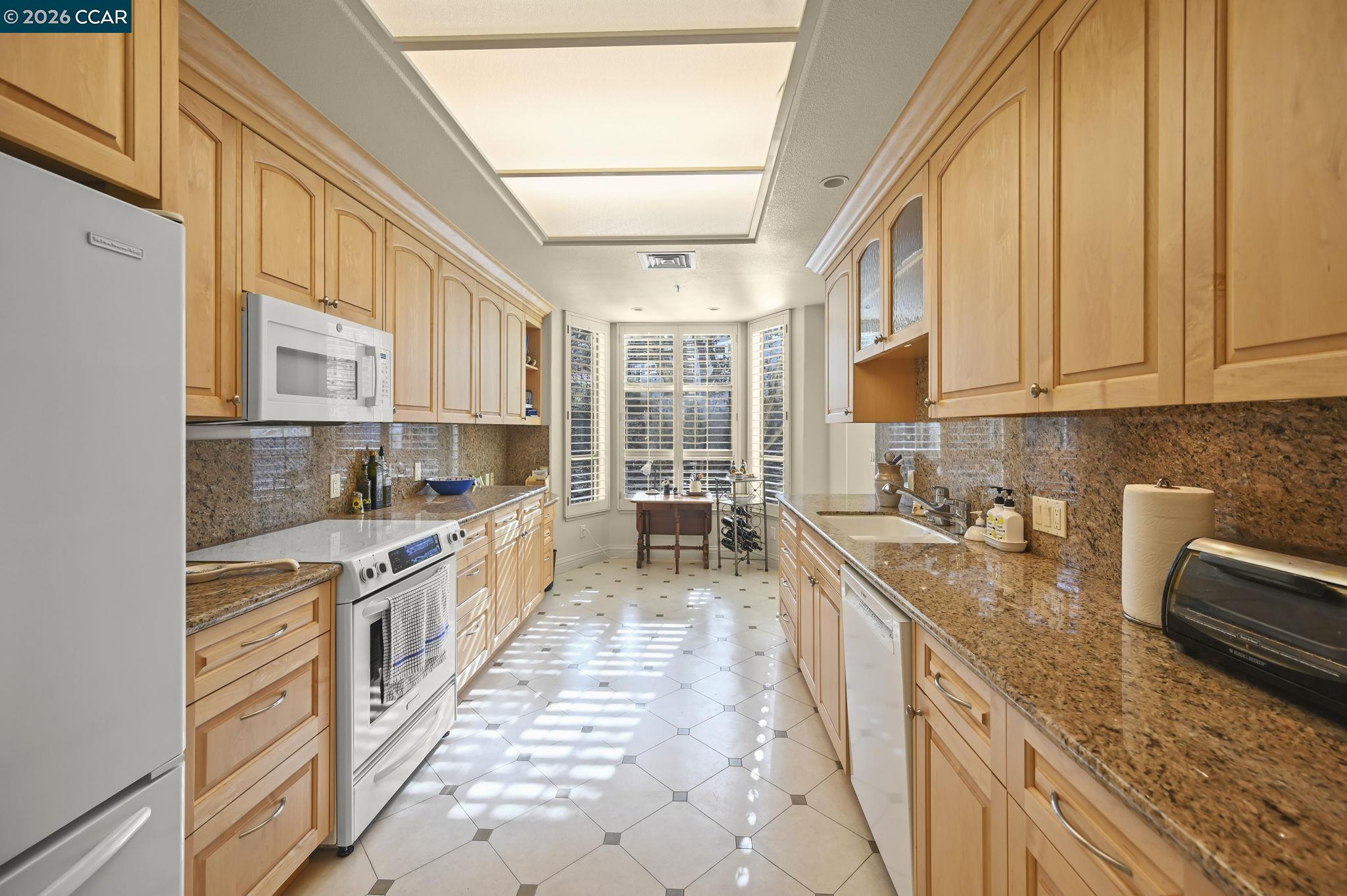 Detail Gallery Image 10 of 44 For 5920 Horsemans Canyon 1b,  Walnut Creek,  CA 94595 - 2 Beds | 2 Baths