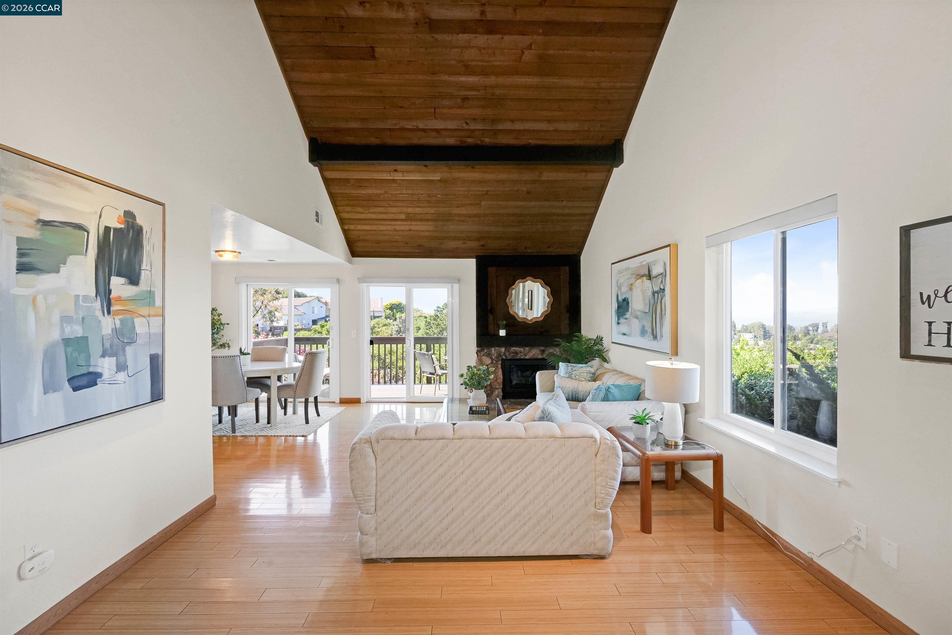 Detail Gallery Image 15 of 60 For 1310 Lewis Ln, Pinole,  CA 94564 - 4 Beds | 2/1 Baths