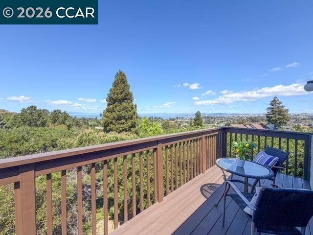 Detail Gallery Image 16 of 19 For 1310 Lewis Ln, Pinole,  CA 94564 - 4 Beds | 2/1 Baths