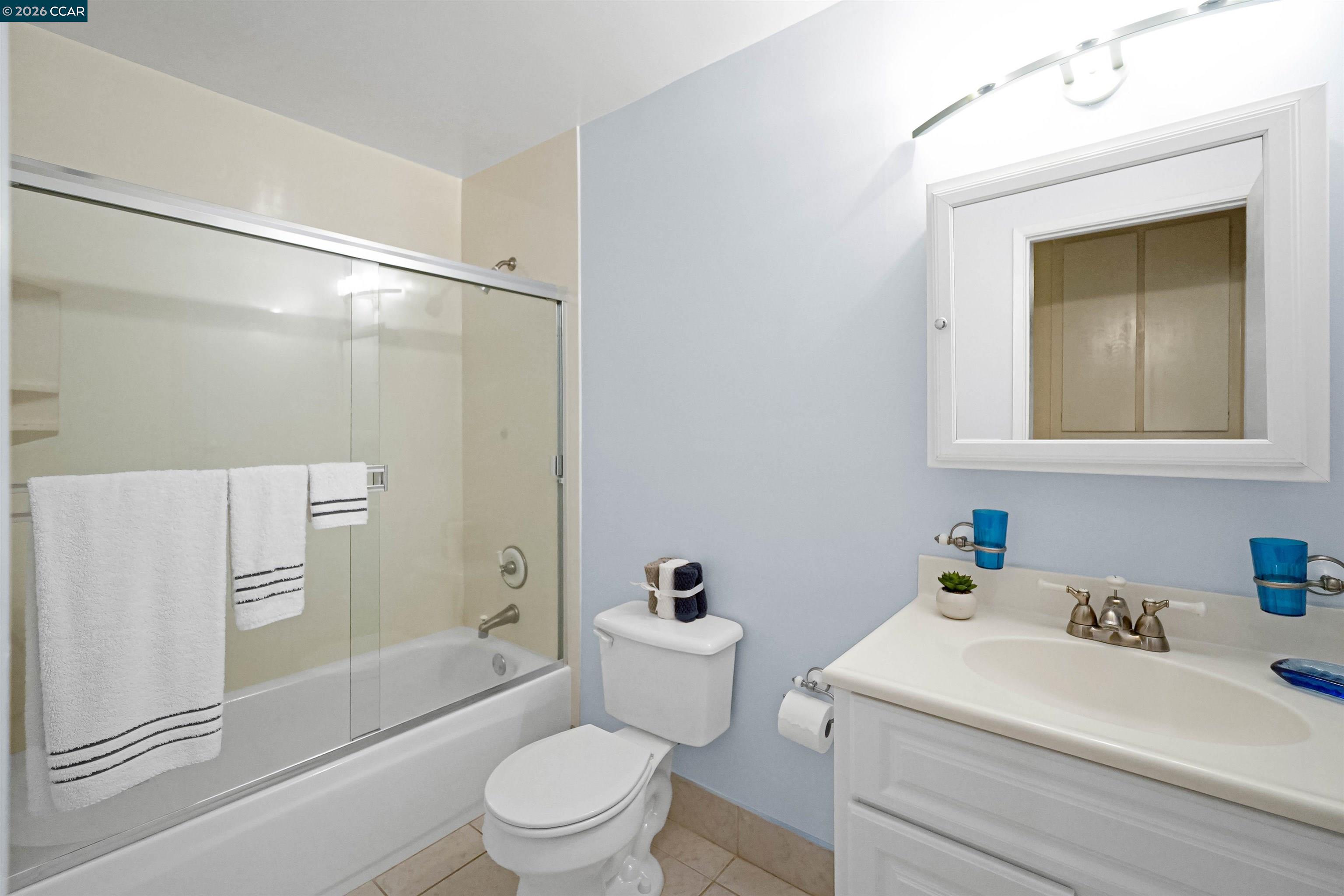 Detail Gallery Image 37 of 60 For 1310 Lewis Ln, Pinole,  CA 94564 - 4 Beds | 2/1 Baths