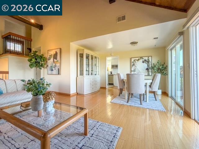 Detail Gallery Image 6 of 19 For 1310 Lewis Ln, Pinole,  CA 94564 - 4 Beds | 2/1 Baths