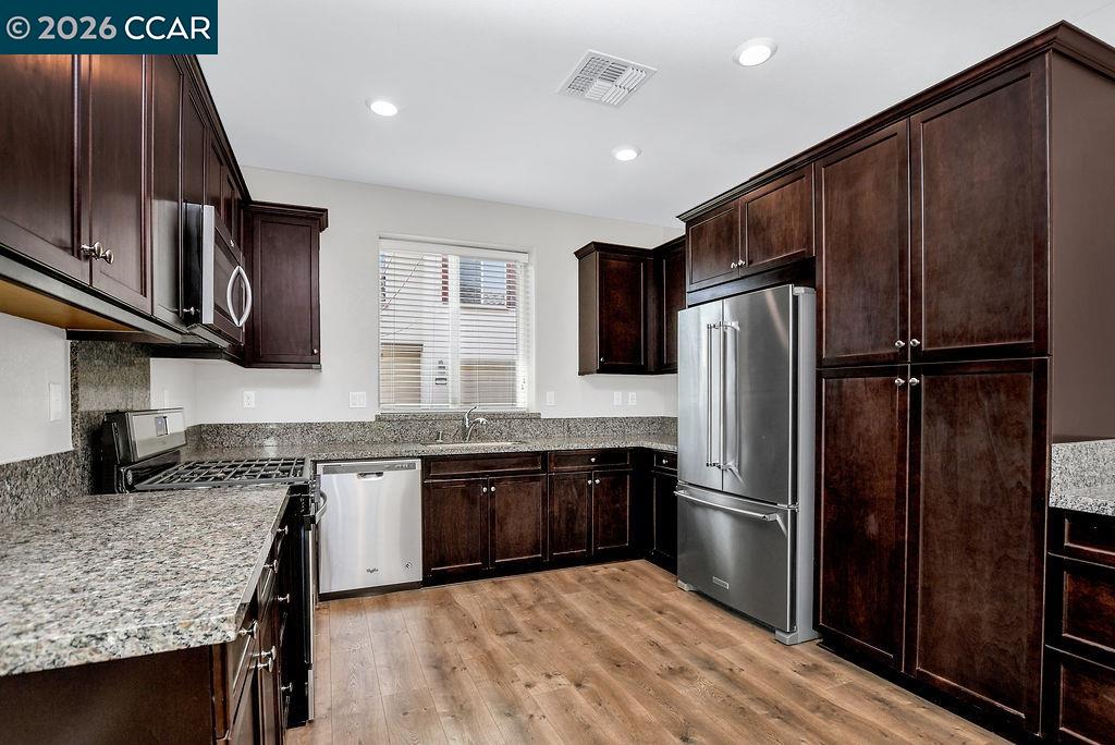 Detail Gallery Image 9 of 35 For 232 Caterina Way, Hayward,  CA 94545 - 4 Beds | 2/1 Baths