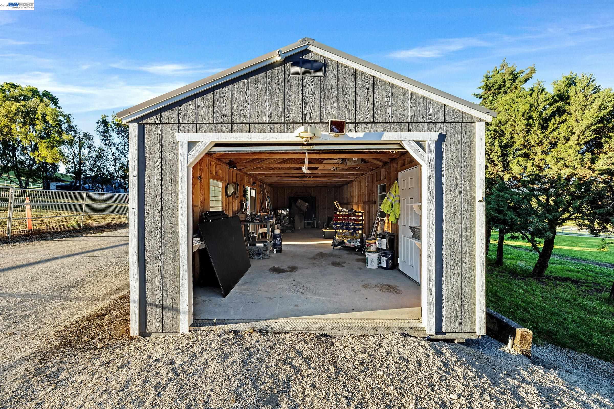 Detail Gallery Image 42 of 54 For 4002 Dyer Rd, Livermore,  CA 94551 - 4 Beds | 2/1 Baths