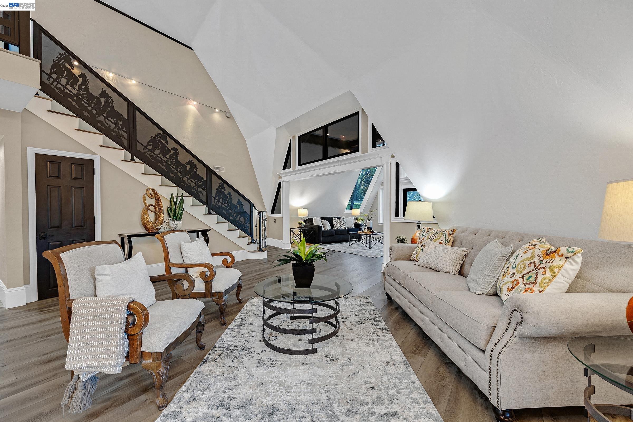 Detail Gallery Image 9 of 54 For 4002 Dyer Rd, Livermore,  CA 94551 - 4 Beds | 2/1 Baths