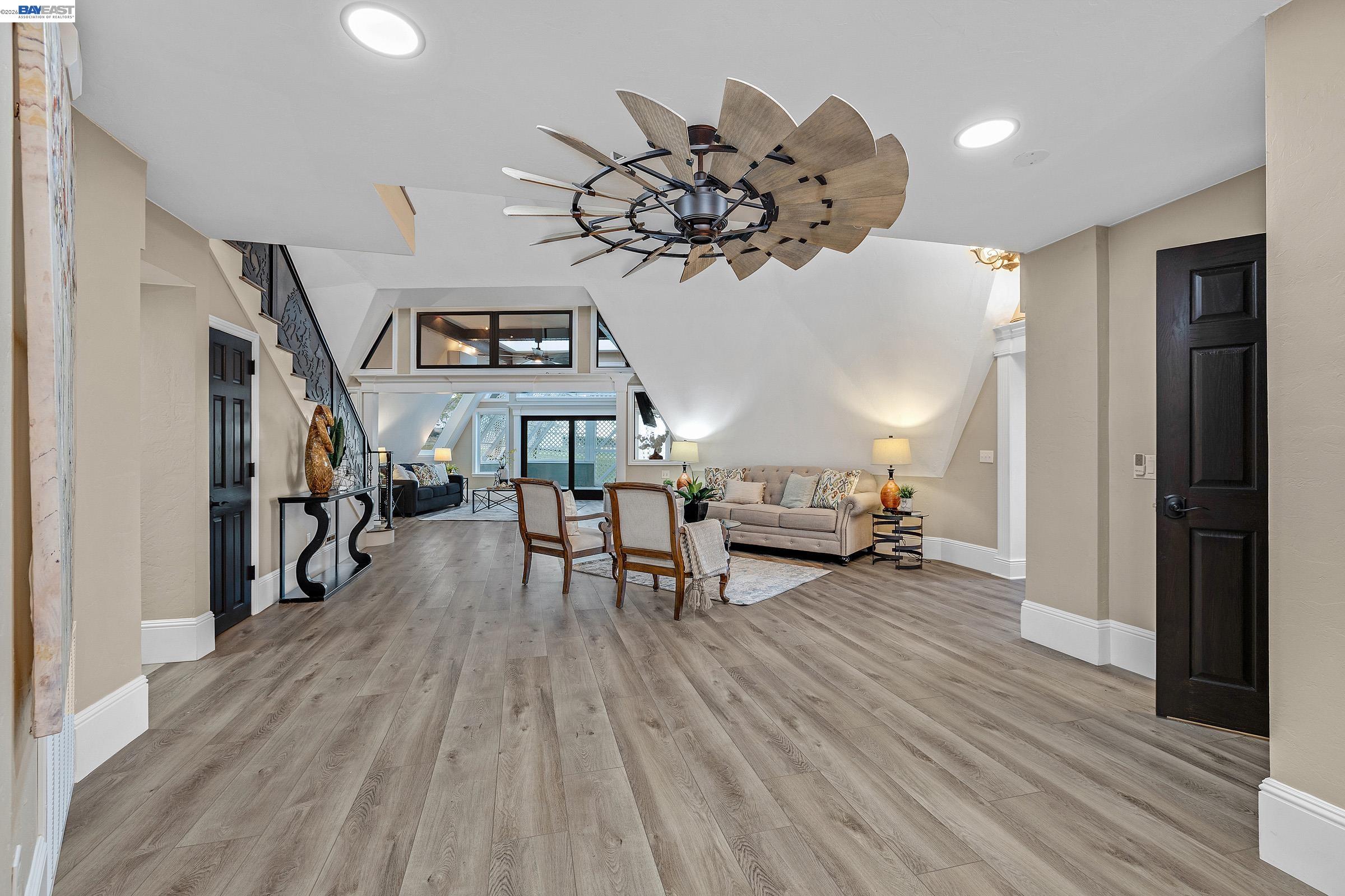 Detail Gallery Image 10 of 54 For 4002 Dyer Rd, Livermore,  CA 94551 - 4 Beds | 2/1 Baths