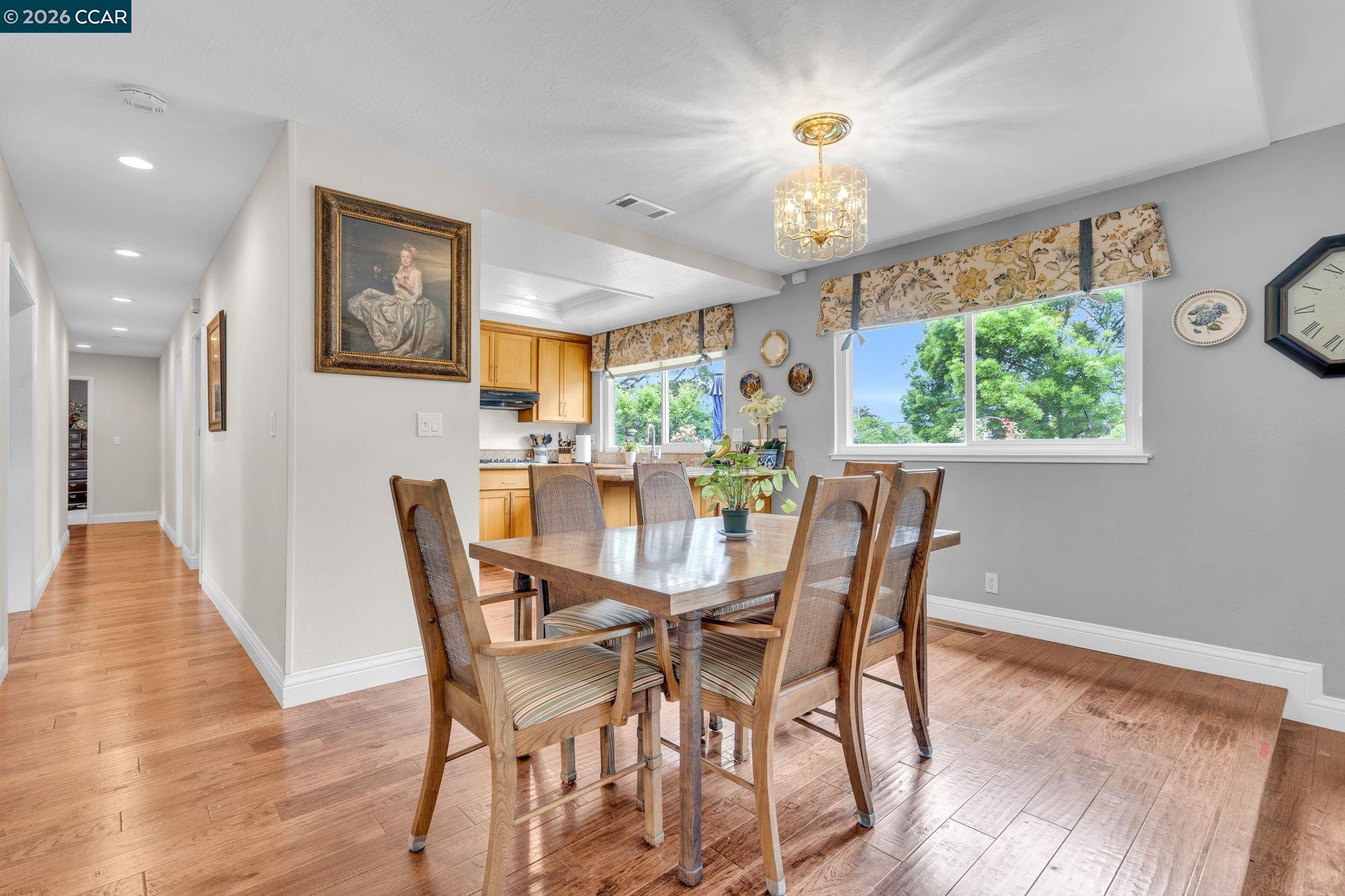 Detail Gallery Image 11 of 46 For 5565 Banff Ct, Concord,  CA 94521 - 3 Beds | 2 Baths