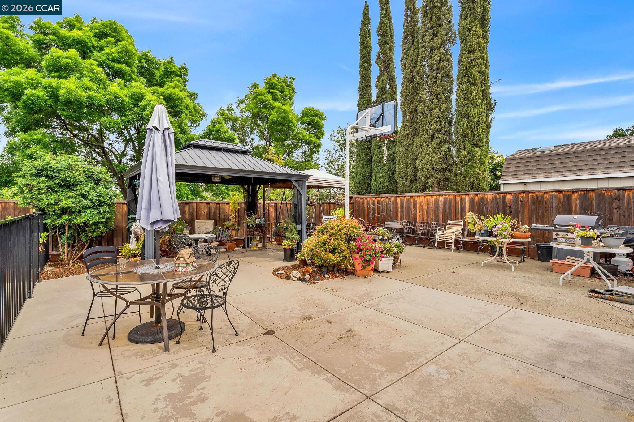 Detail Gallery Image 40 of 46 For 5565 Banff Ct, Concord,  CA 94521 - 3 Beds | 2 Baths