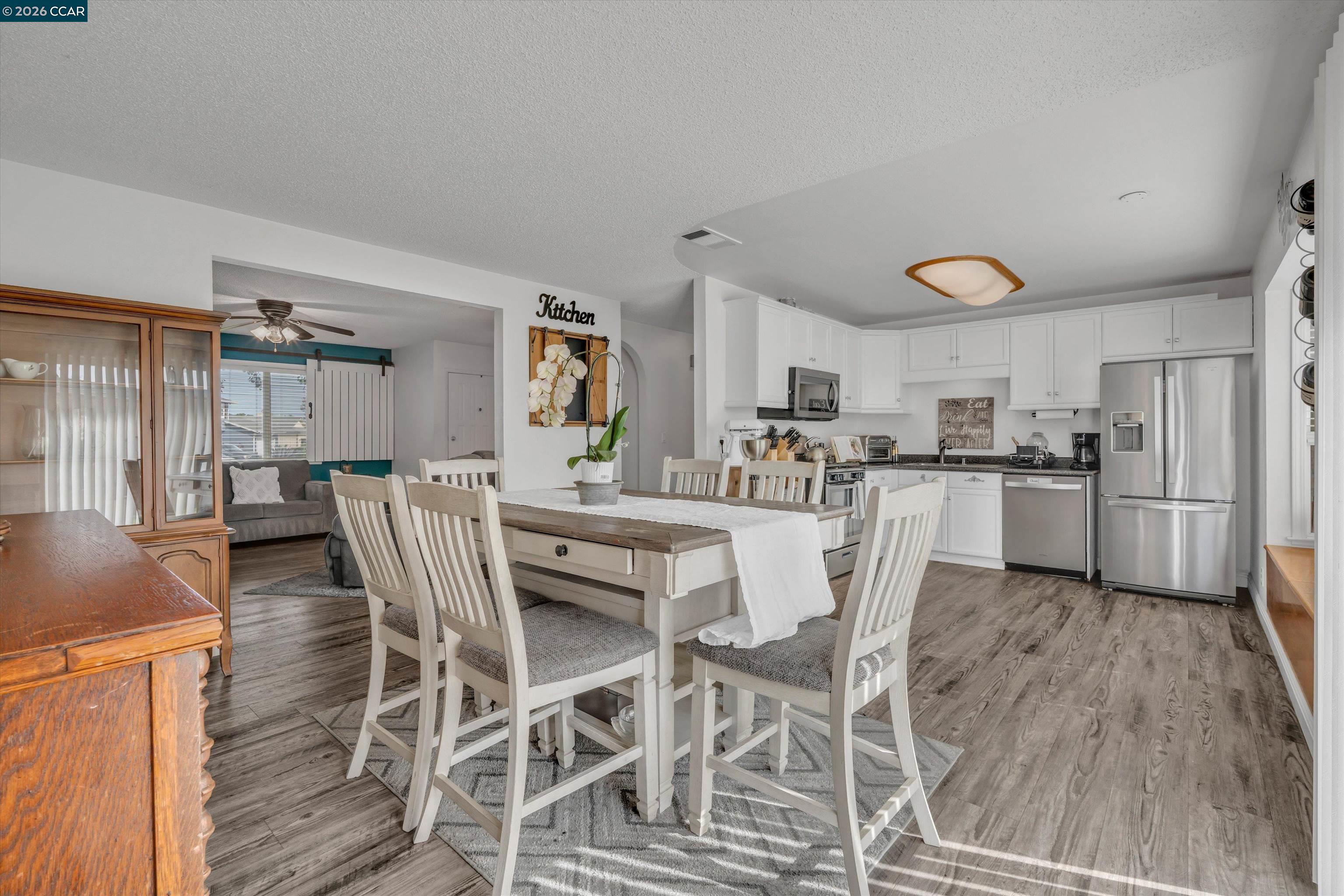 Detail Gallery Image 13 of 40 For 4640 Pinot Ct, Oakley,  CA 94561 - 4 Beds | 2 Baths