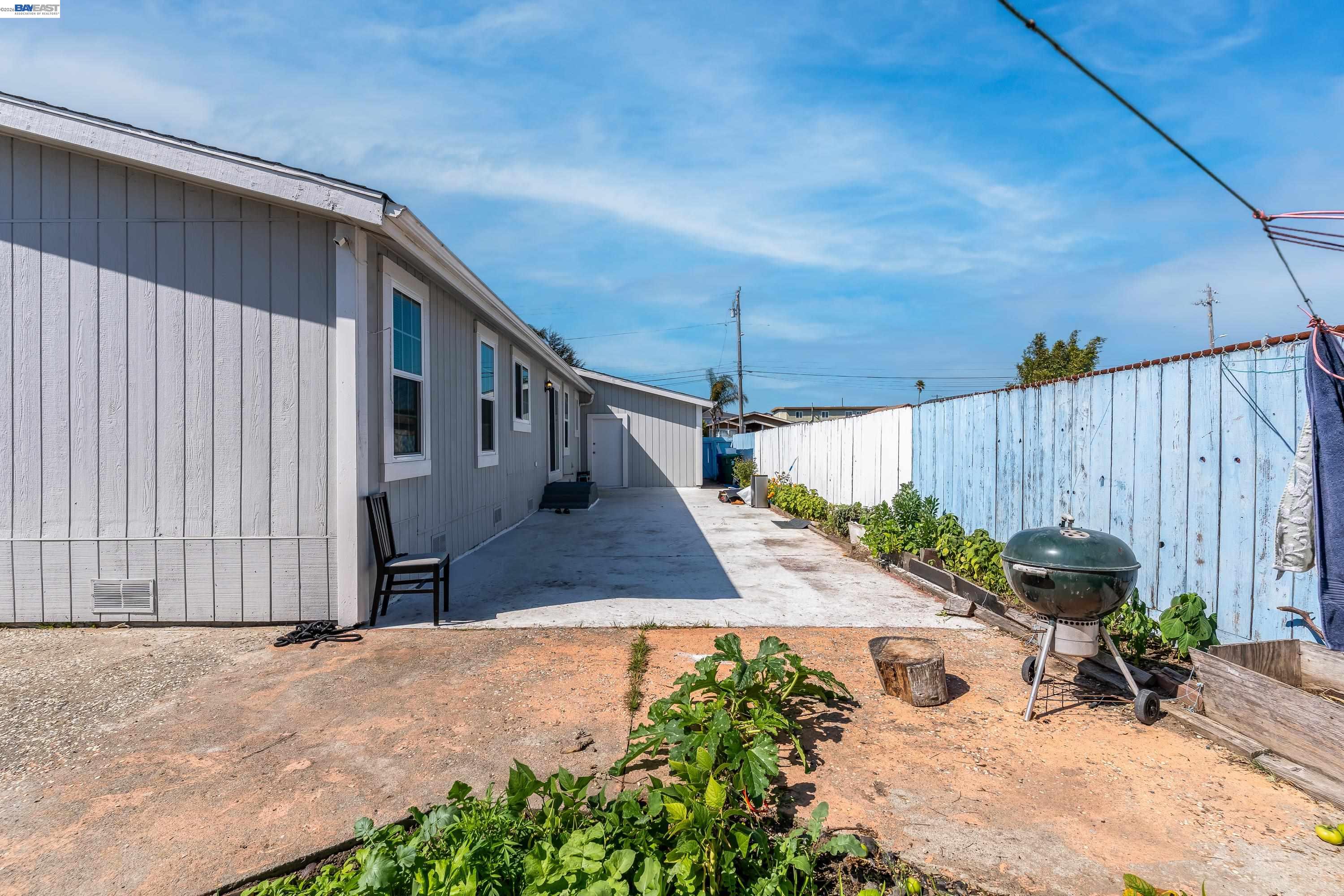 Detail Gallery Image 45 of 59 For 628 S 17th St, Richmond,  CA 94804 - 4 Beds | 2 Baths