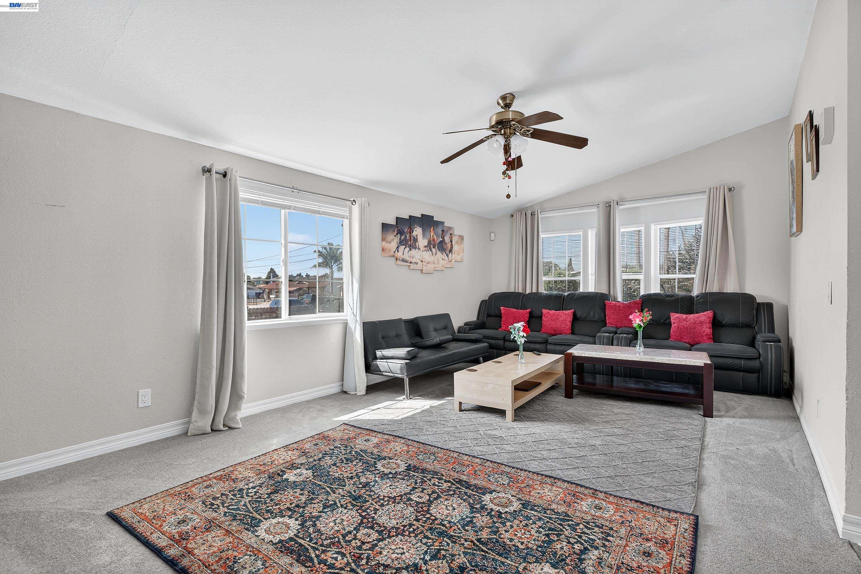 Detail Gallery Image 8 of 59 For 628 S 17th St, Richmond,  CA 94804 - 4 Beds | 2 Baths