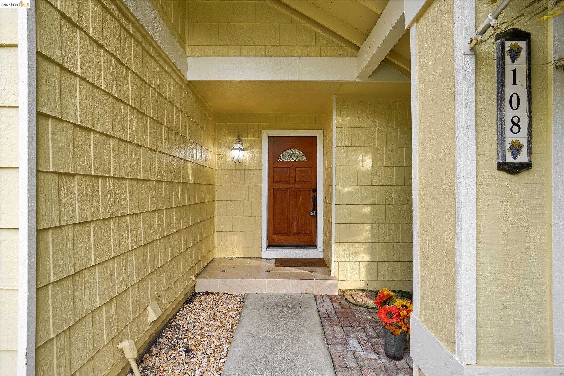 Detail Gallery Image 4 of 42 For 108 Castleton Ct, San Ramon,  CA 94583 - 3 Beds | 2/1 Baths