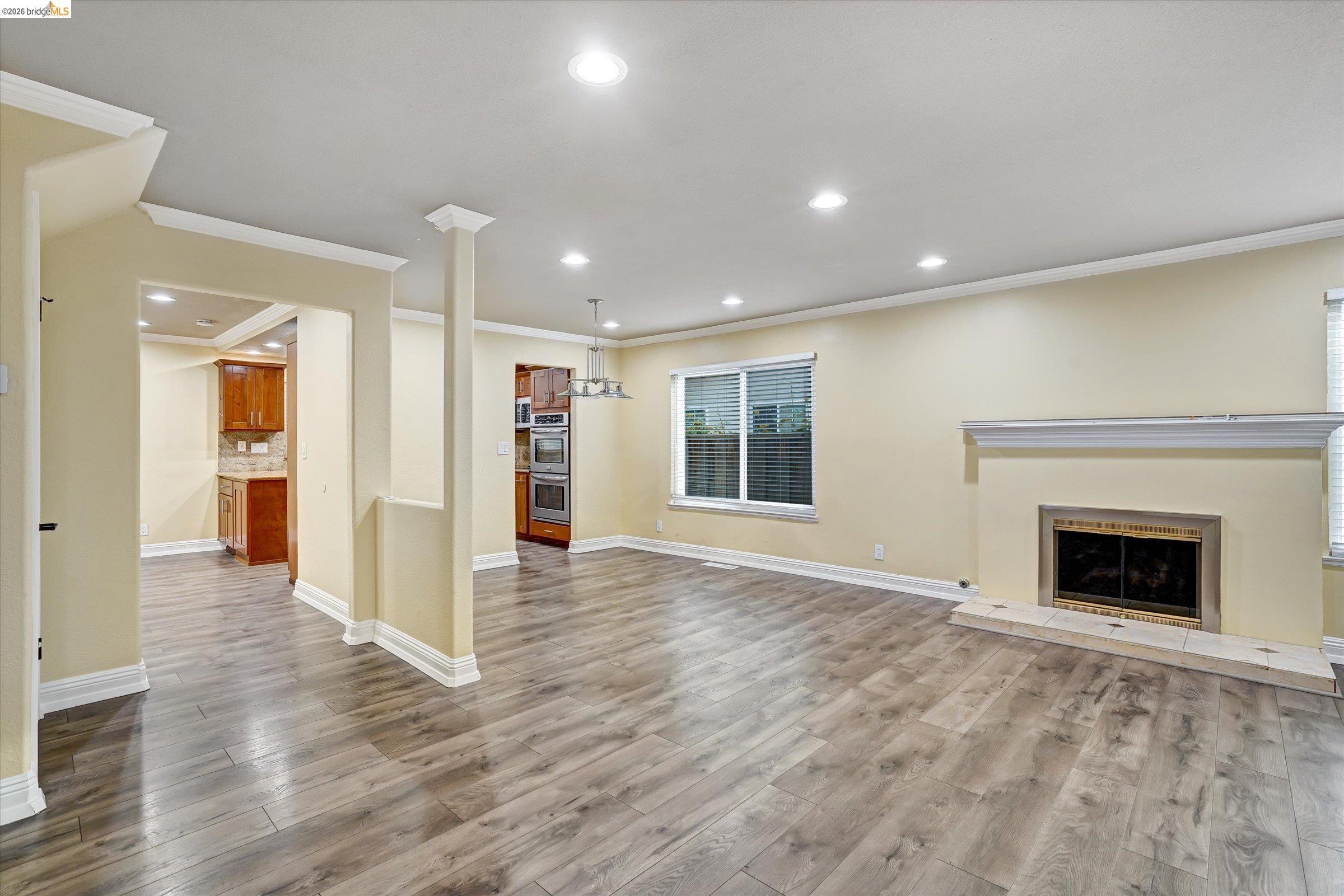 Detail Gallery Image 5 of 42 For 108 Castleton Ct, San Ramon,  CA 94583 - 3 Beds | 2/1 Baths