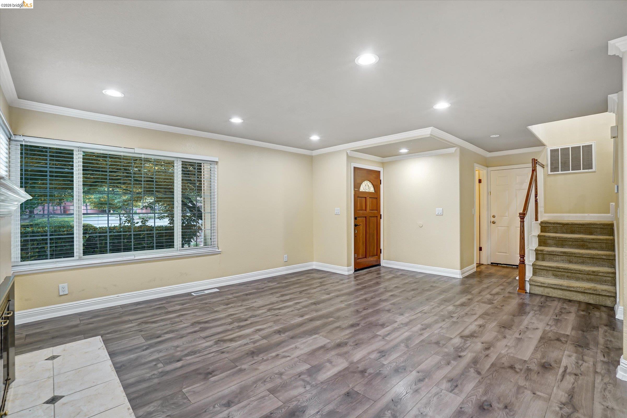 Detail Gallery Image 8 of 42 For 108 Castleton Ct, San Ramon,  CA 94583 - 3 Beds | 2/1 Baths