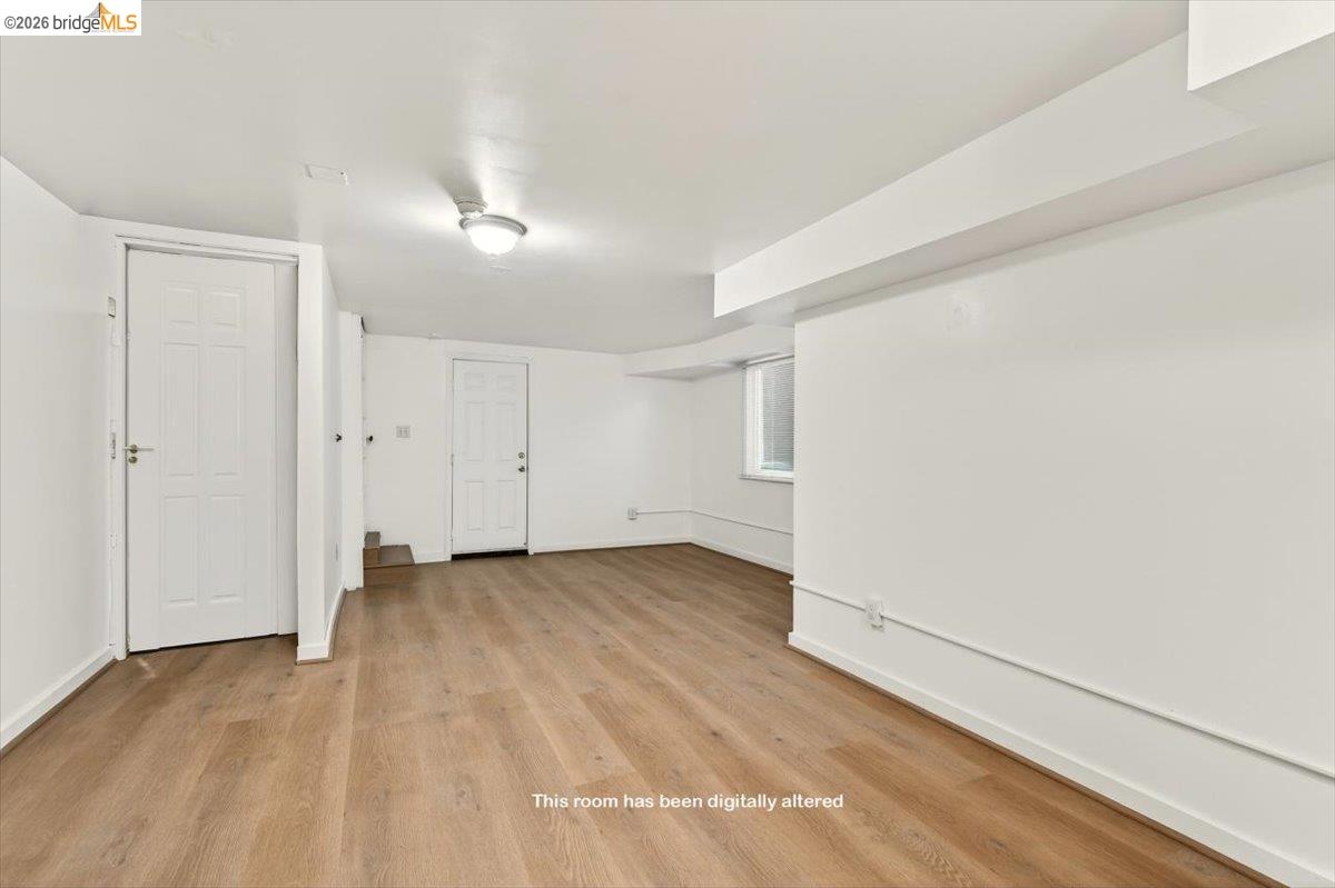 Detail Gallery Image 25 of 51 For 1070 Aileen St, Oakland,  CA 94608 - – Beds | – Baths