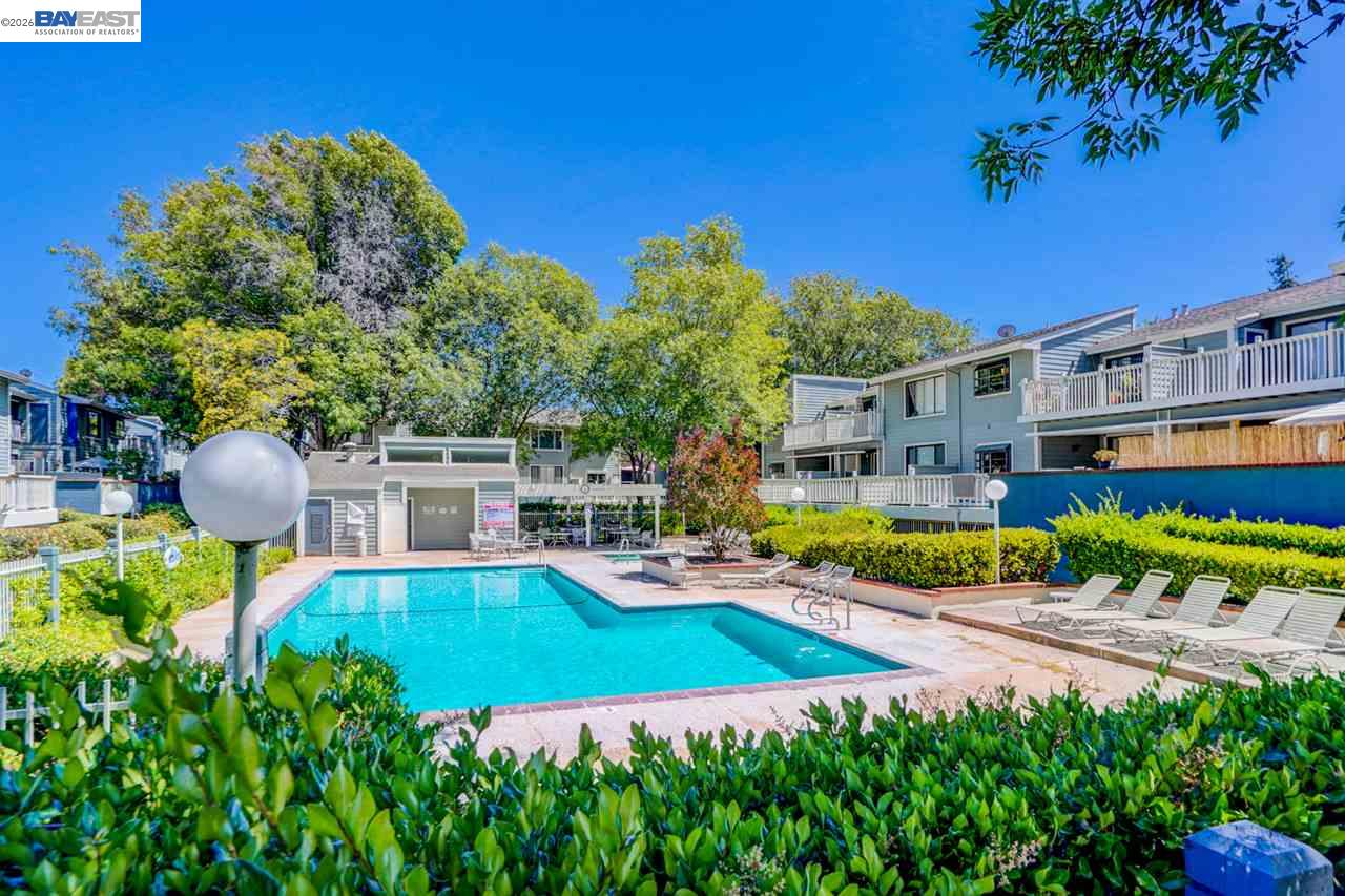 Detail Gallery Image 17 of 19 For 3550 Buttonwood Ter #111,  Fremont,  CA 94536 - 2 Beds | 2 Baths