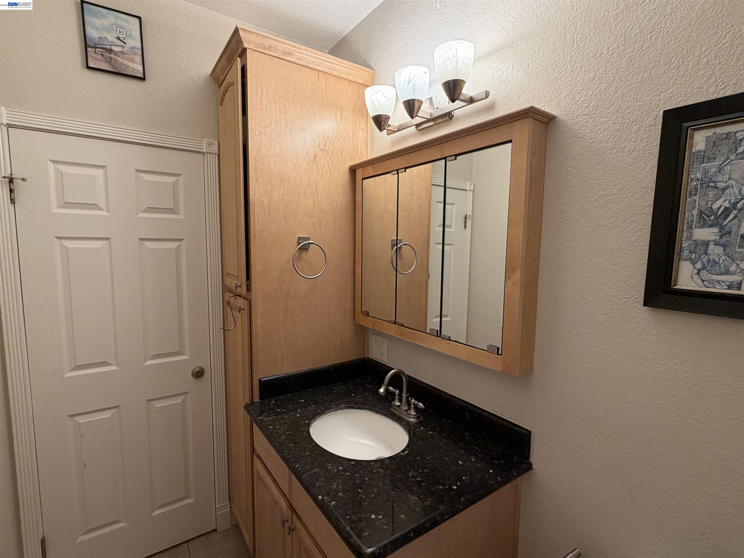 Detail Gallery Image 8 of 19 For 3550 Buttonwood Ter #111,  Fremont,  CA 94536 - 2 Beds | 2 Baths
