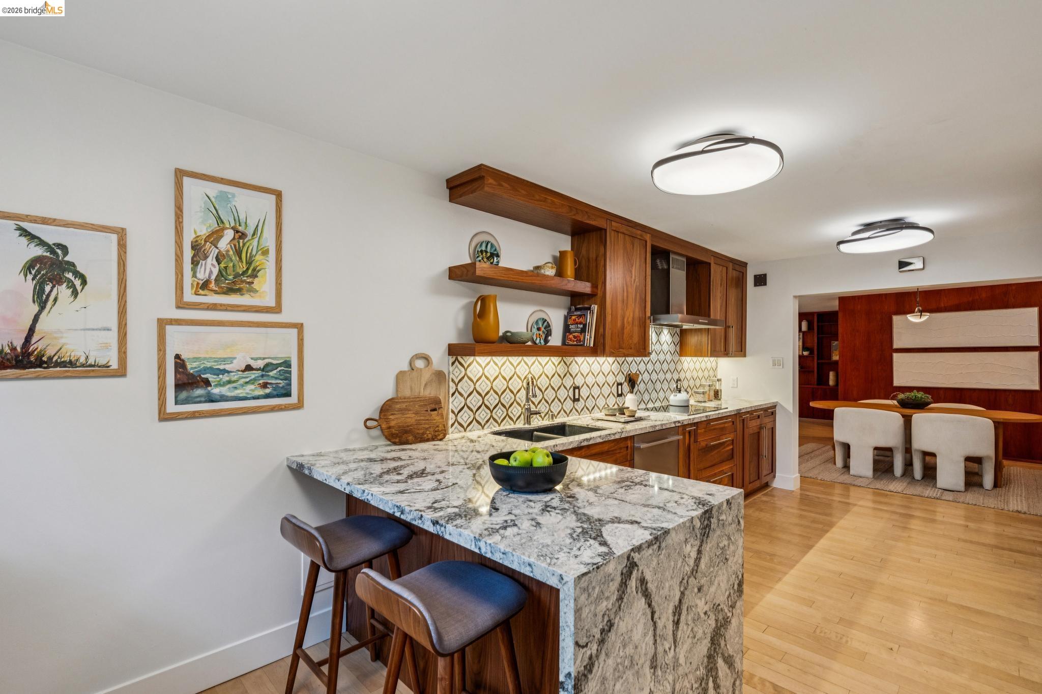 Detail Gallery Image 13 of 46 For 1515 Oxford St 1d,  Berkeley,  CA 94709 - 2 Beds | 2 Baths