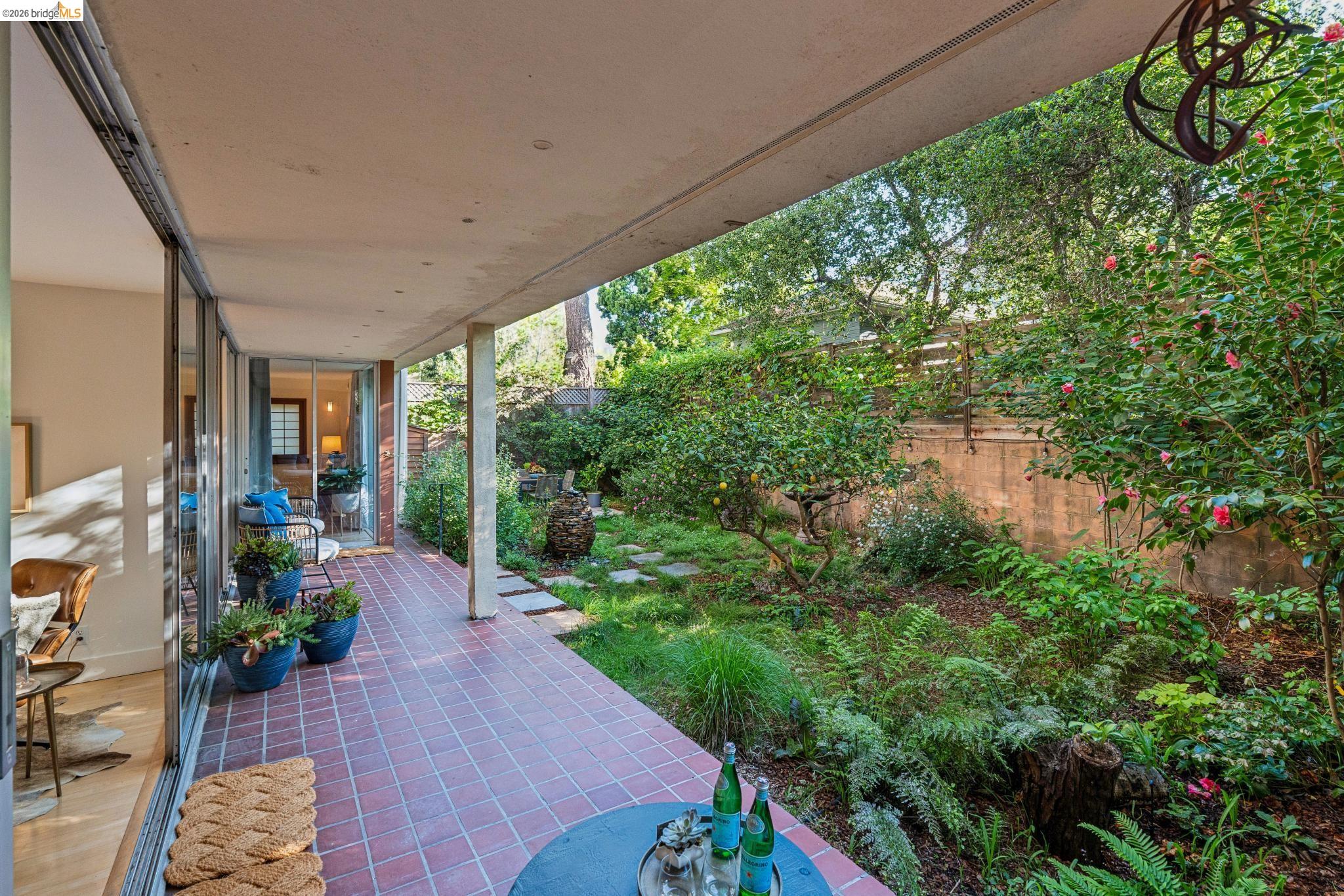 Detail Gallery Image 32 of 46 For 1515 Oxford St 1d,  Berkeley,  CA 94709 - 2 Beds | 2 Baths