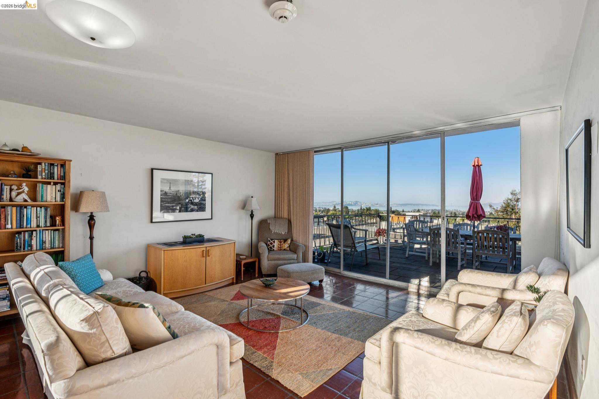 Detail Gallery Image 43 of 46 For 1515 Oxford St 1d,  Berkeley,  CA 94709 - 2 Beds | 2 Baths