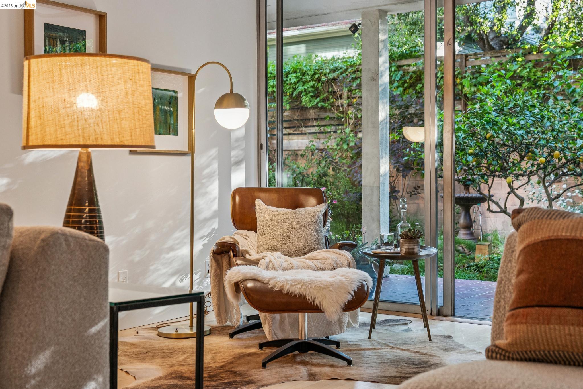 Detail Gallery Image 6 of 46 For 1515 Oxford St 1d,  Berkeley,  CA 94709 - 2 Beds | 2 Baths