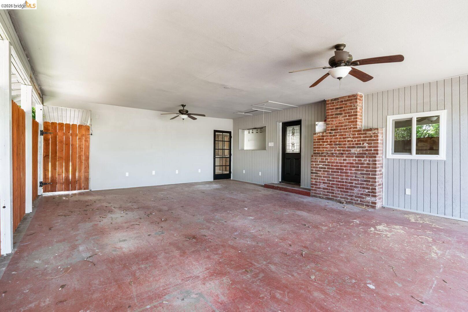 Detail Gallery Image 14 of 21 For 5416 North Ave, Carmichael,  CA 95608 - 5 Beds | 2 Baths