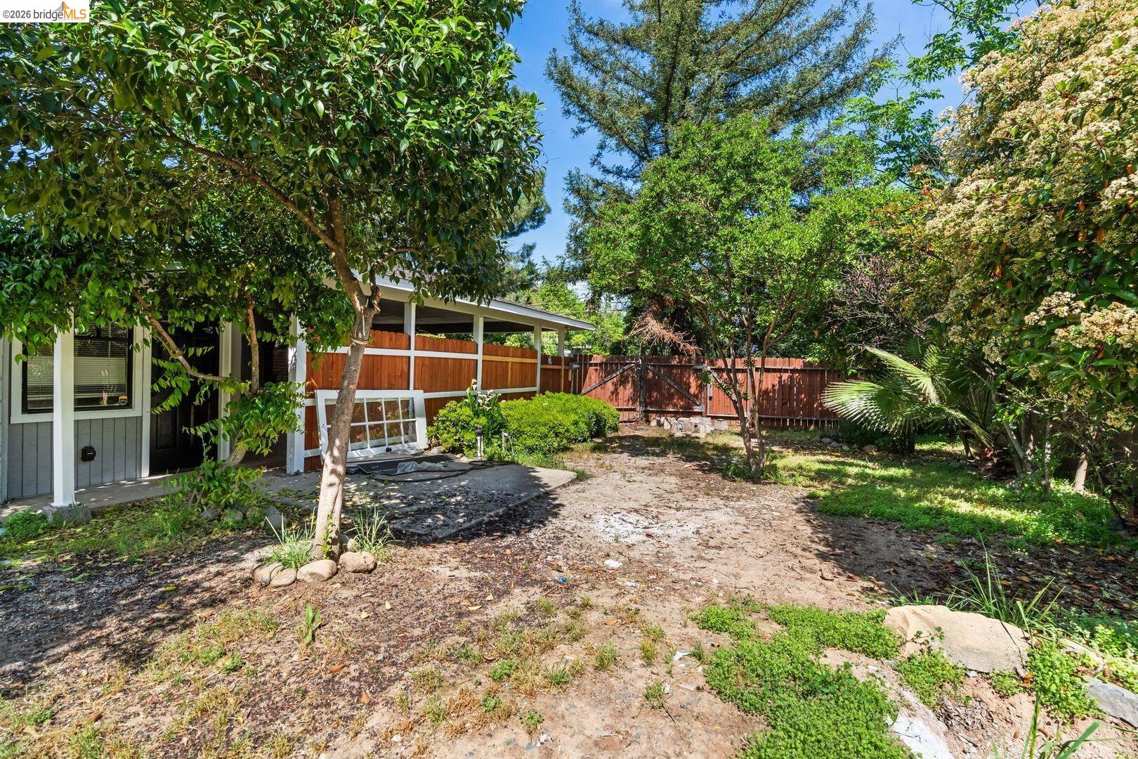 Detail Gallery Image 20 of 21 For 5416 North Ave, Carmichael,  CA 95608 - 5 Beds | 2 Baths