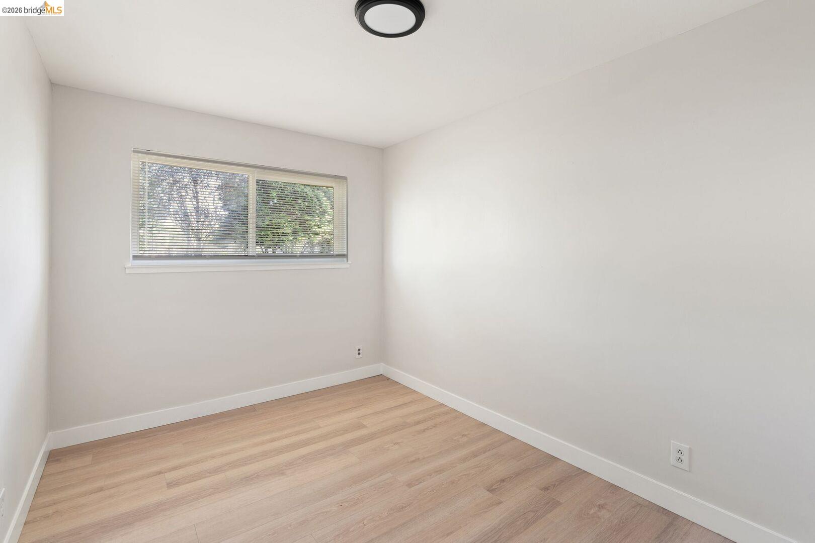 Detail Gallery Image 10 of 21 For 5416 North Ave, Carmichael,  CA 95608 - 5 Beds | 2 Baths