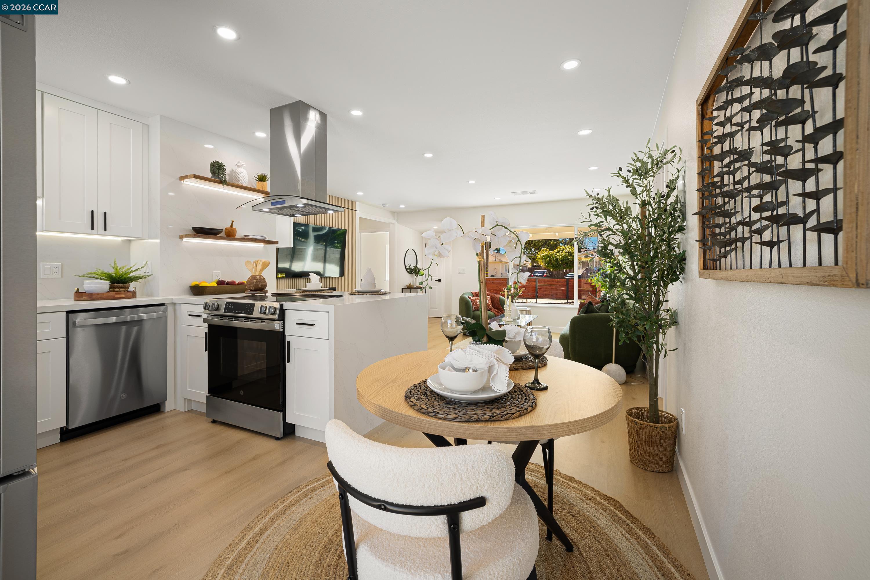 Detail Gallery Image 15 of 38 For 33652 4th St, Union City,  CA 94587 - 4 Beds | 2 Baths