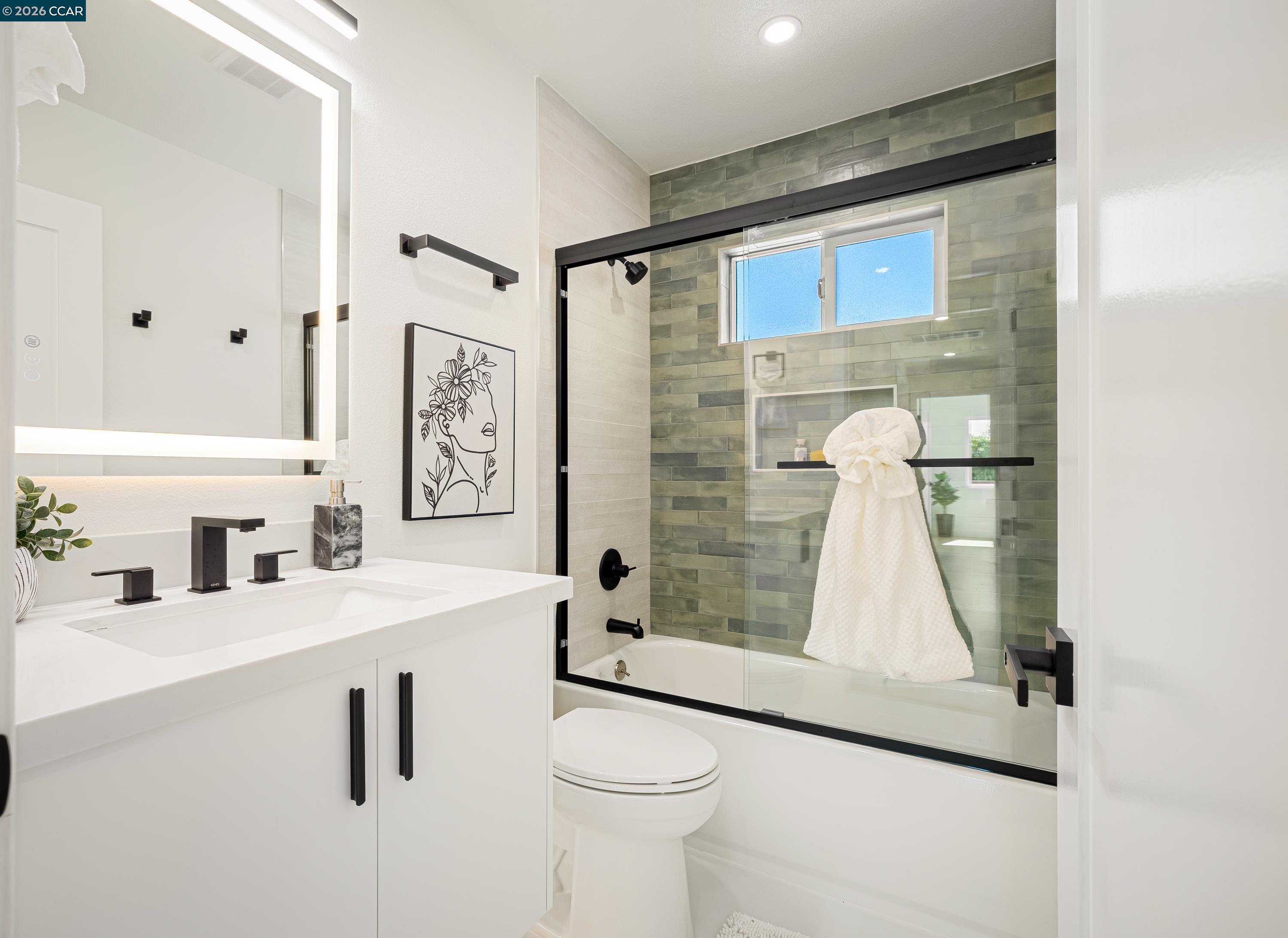 Detail Gallery Image 30 of 38 For 33652 4th St, Union City,  CA 94587 - 4 Beds | 2 Baths