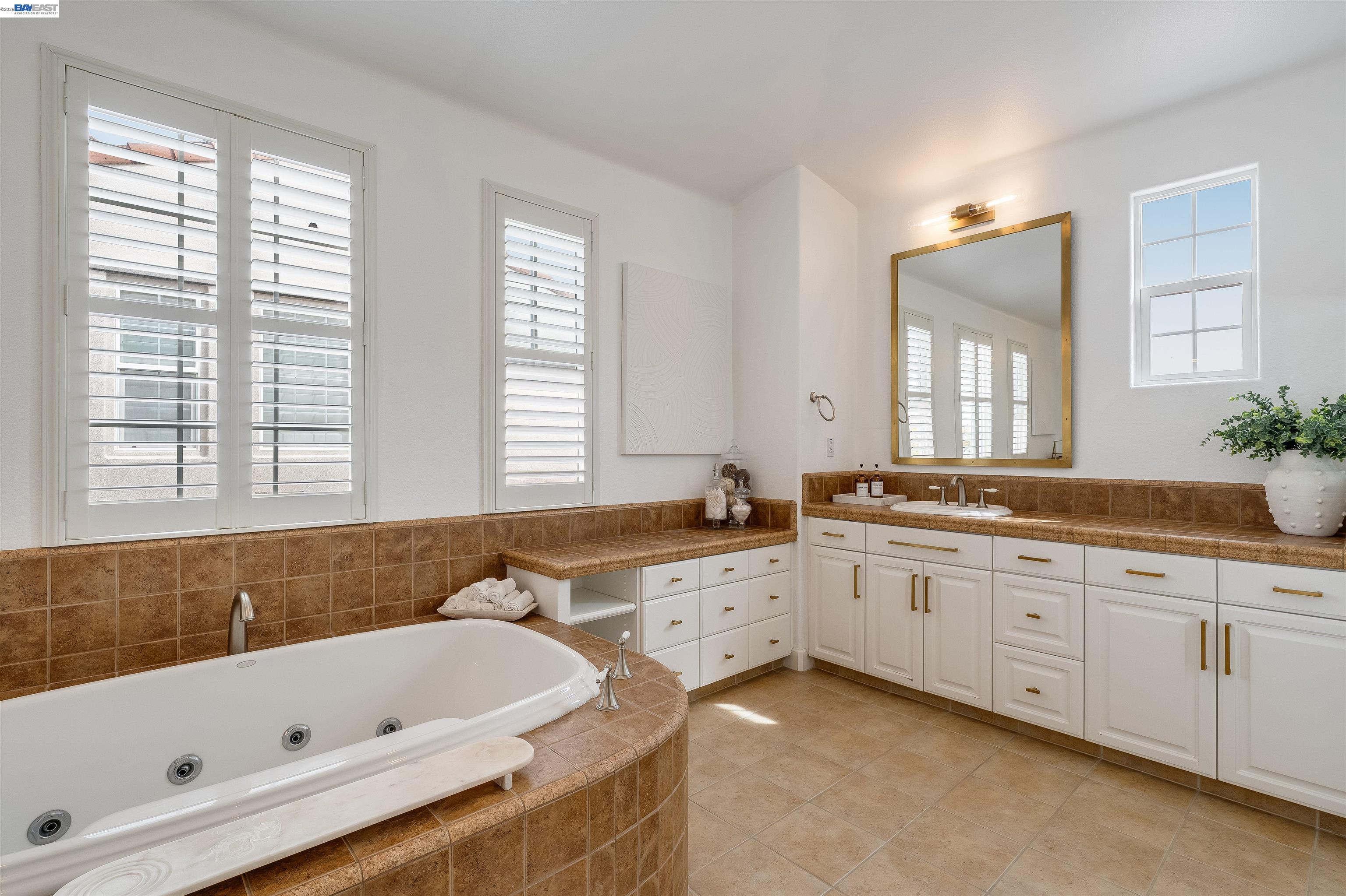 Detail Gallery Image 25 of 47 For 456 Vanessa Way, Danville,  CA 94506 - 5 Beds | 5 Baths